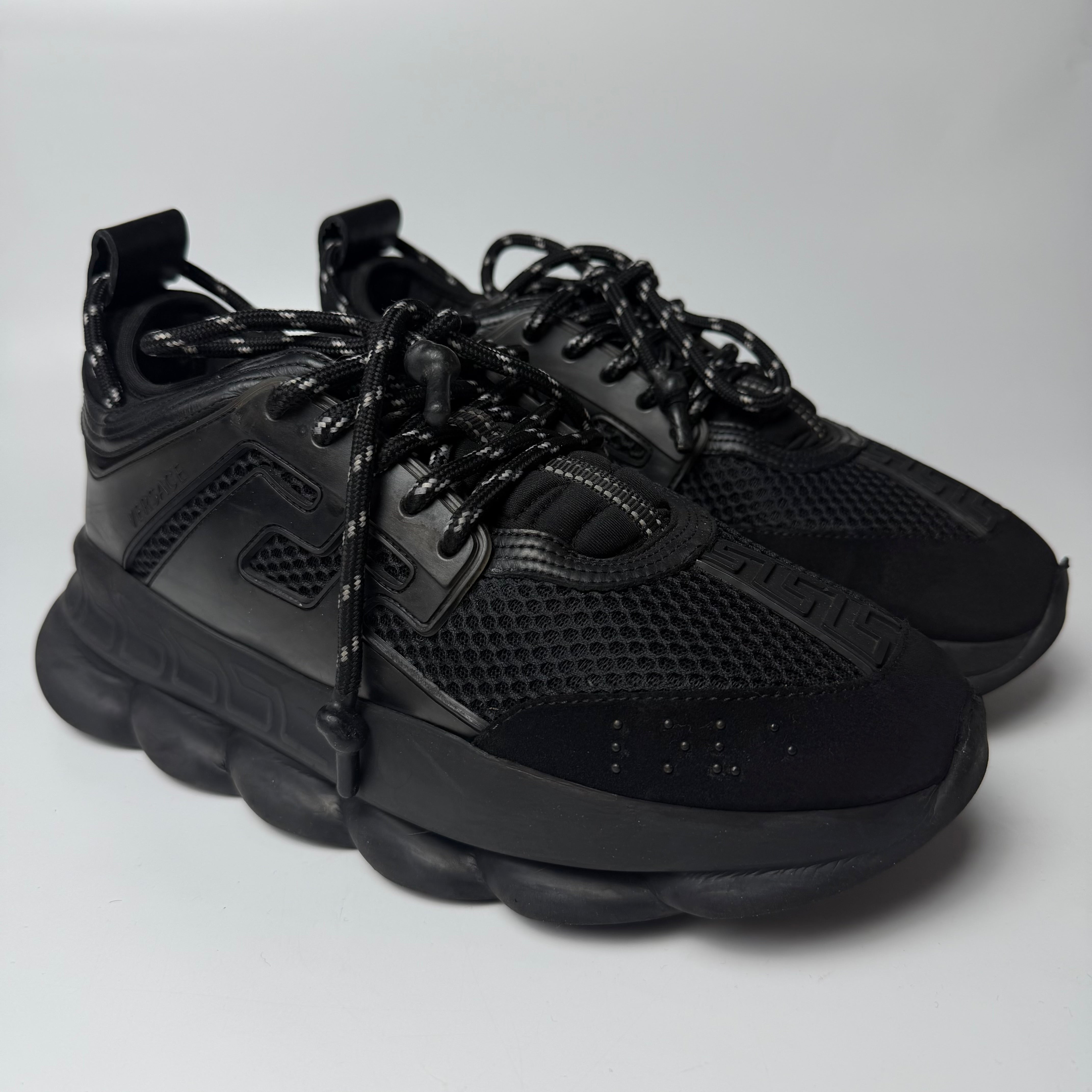 Versace Chain Reaction Black – V STEALS