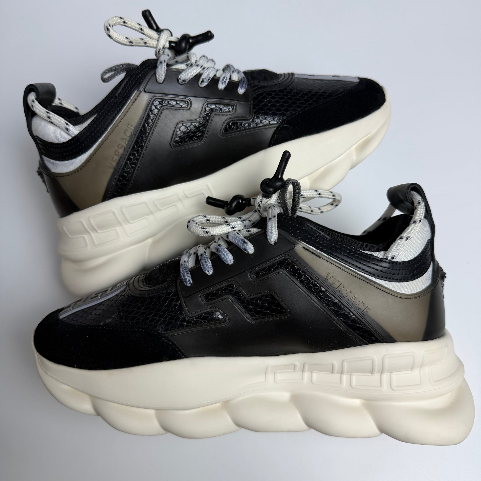 Versace Chain Reaction Black White