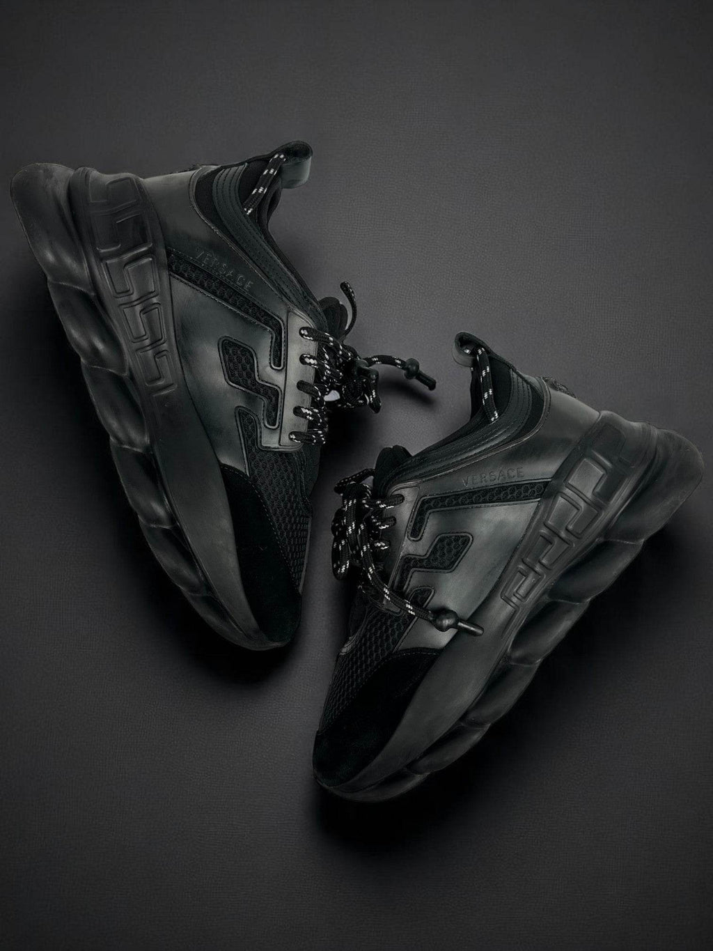 Versace Chain Reaction Black - V STEALS