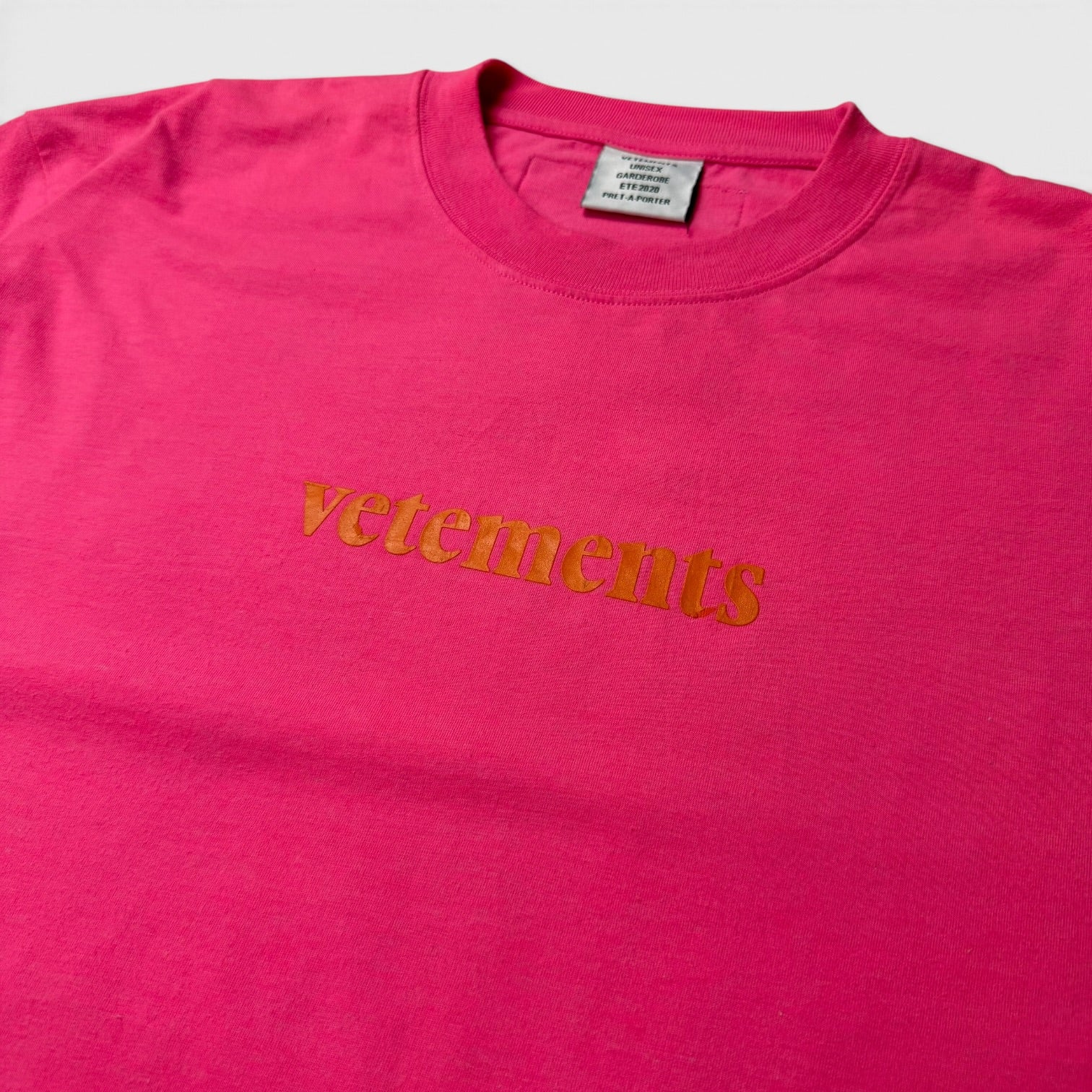 Vetements SS20 "Priority Mail Express" Logo T-Shirt Pink