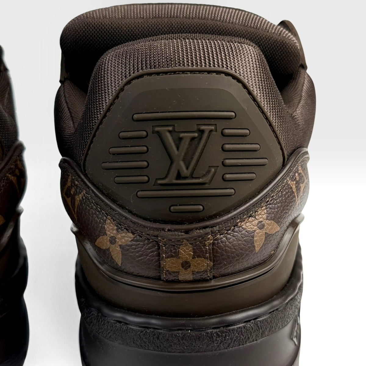 Louis Vuitton LV Trainer Maxi Ebene Monogram