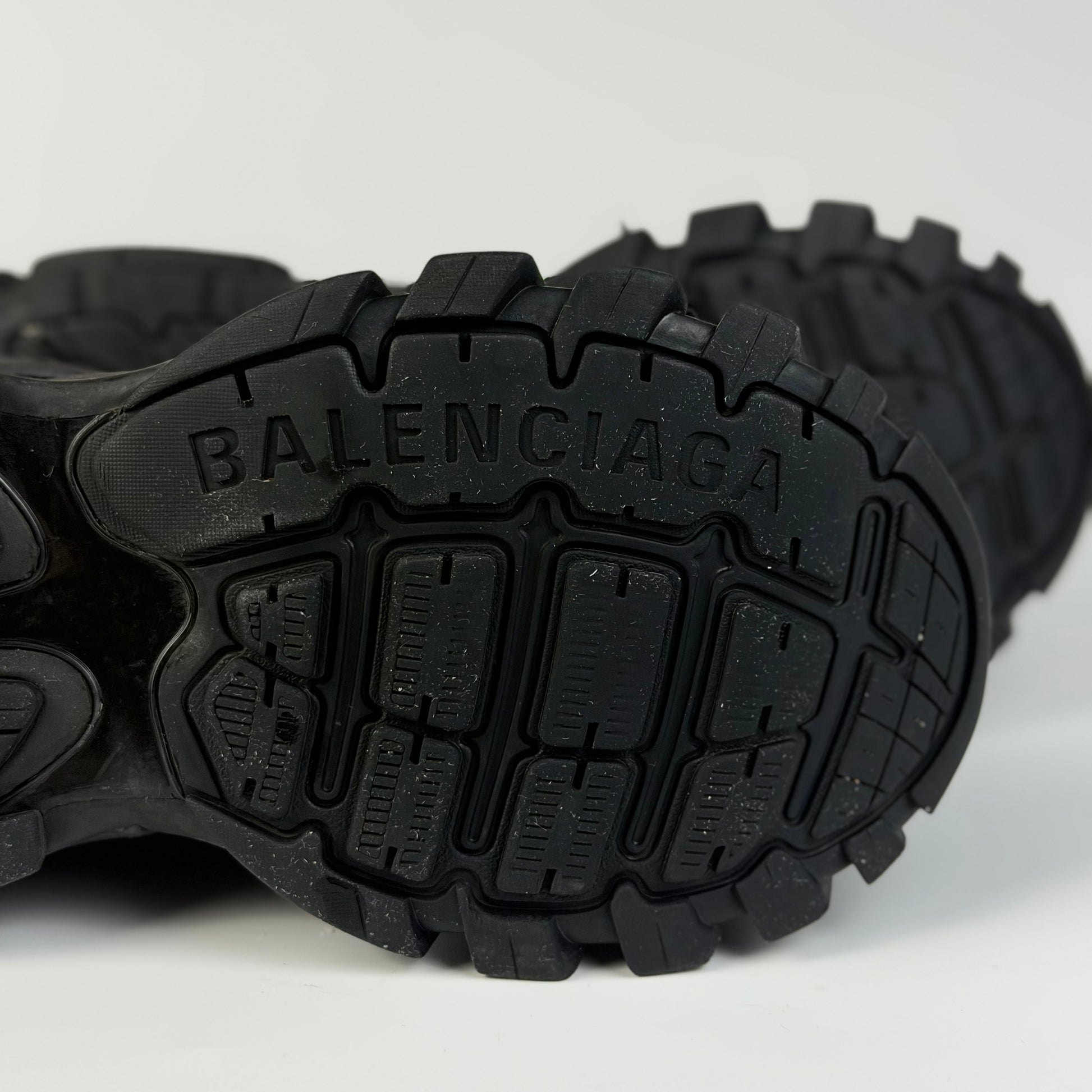 Balenciaga Track Black