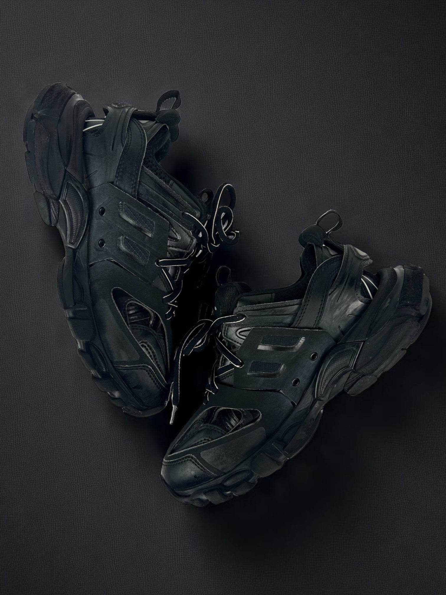 Balenciaga Track Black - V STEALS