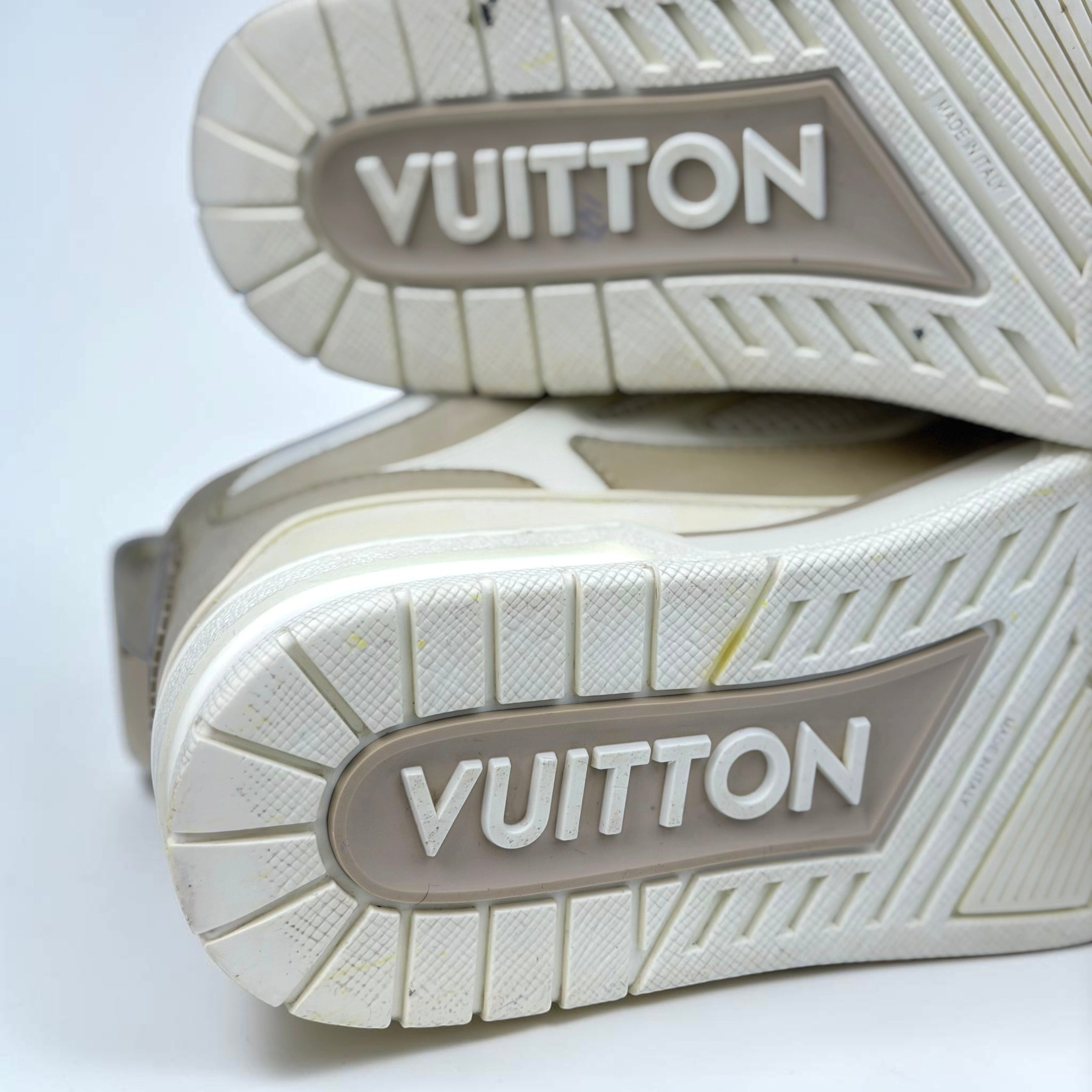 Louis Vuitton LV Skate Beige
