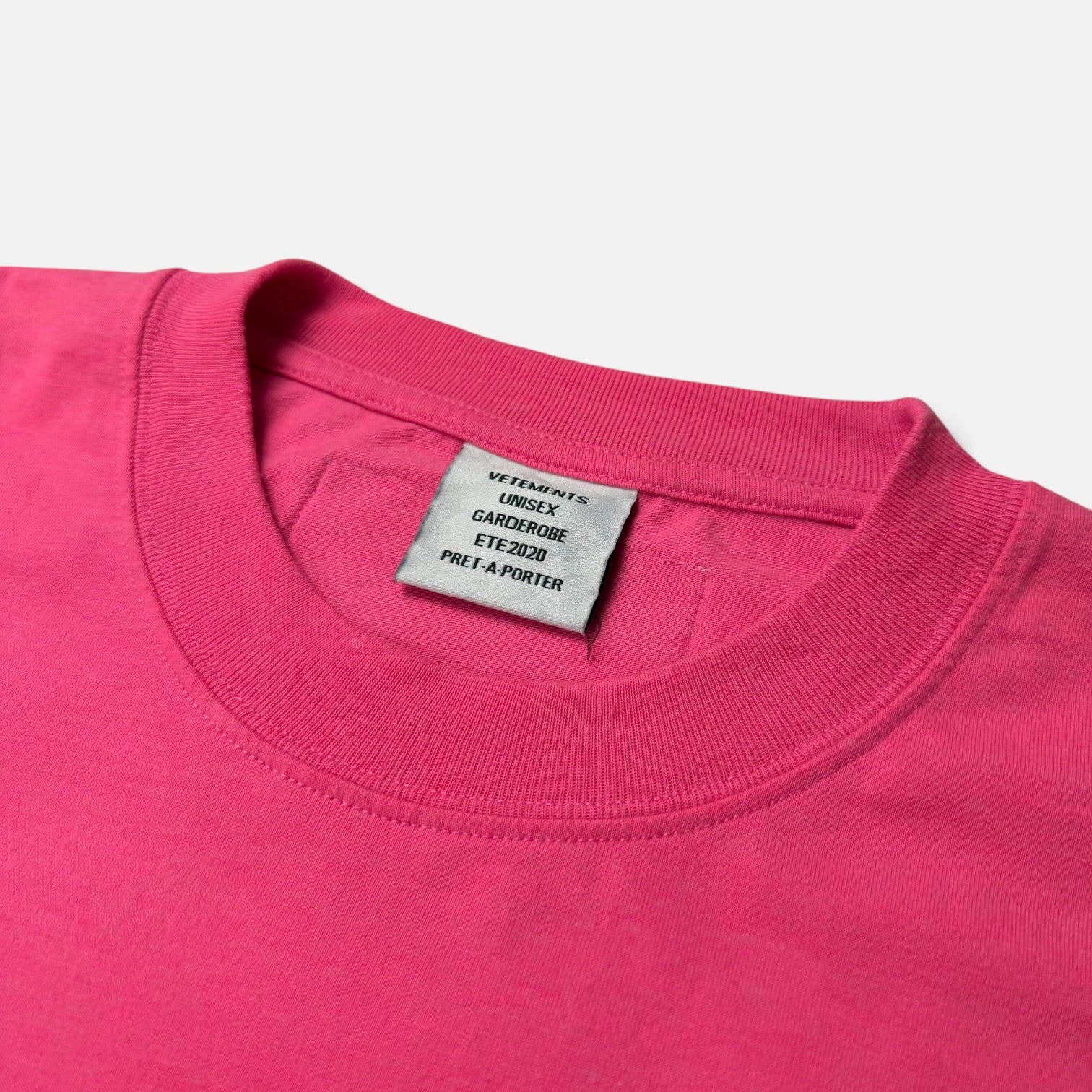 Vetements SS20 "Priority Mail Express" Logo T-Shirt Pink