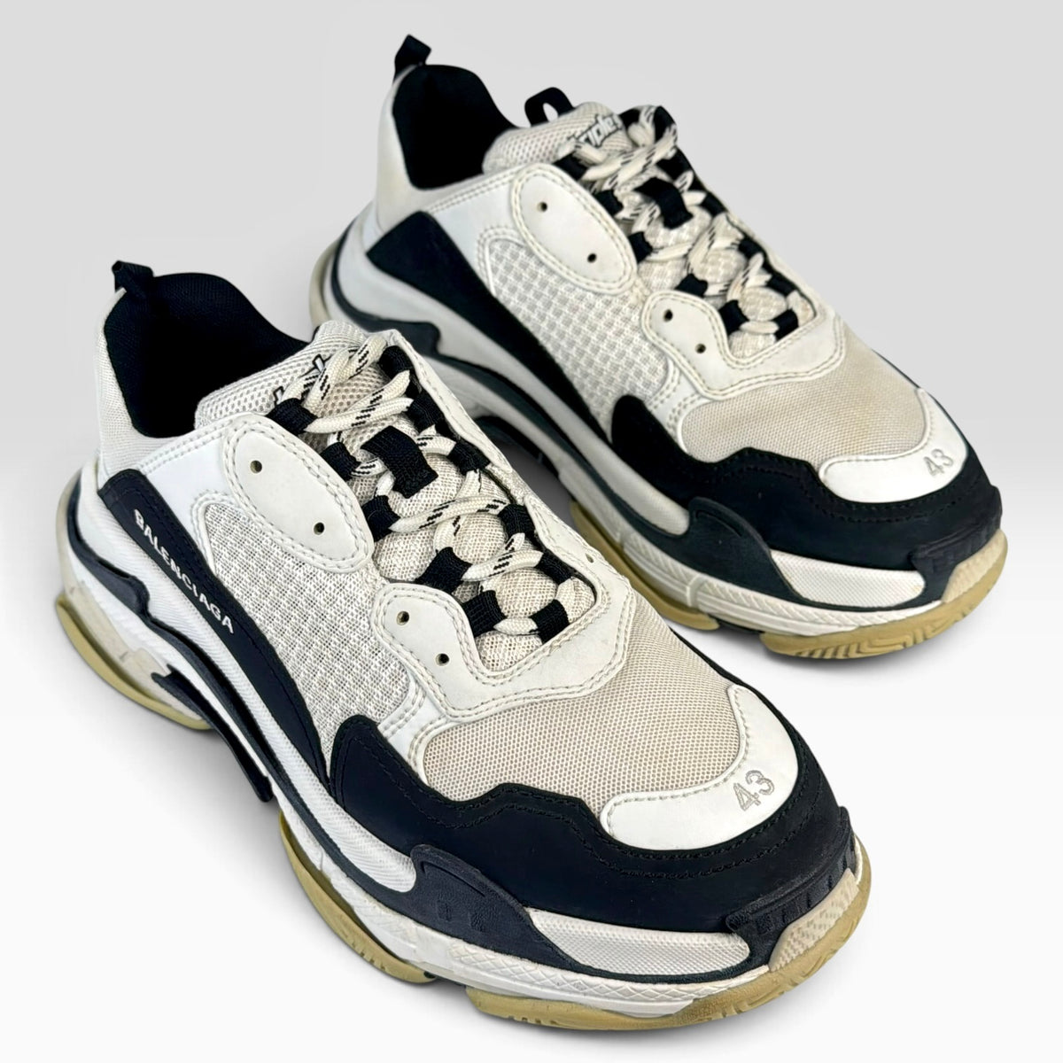 Balenciaga Triple S White/Black