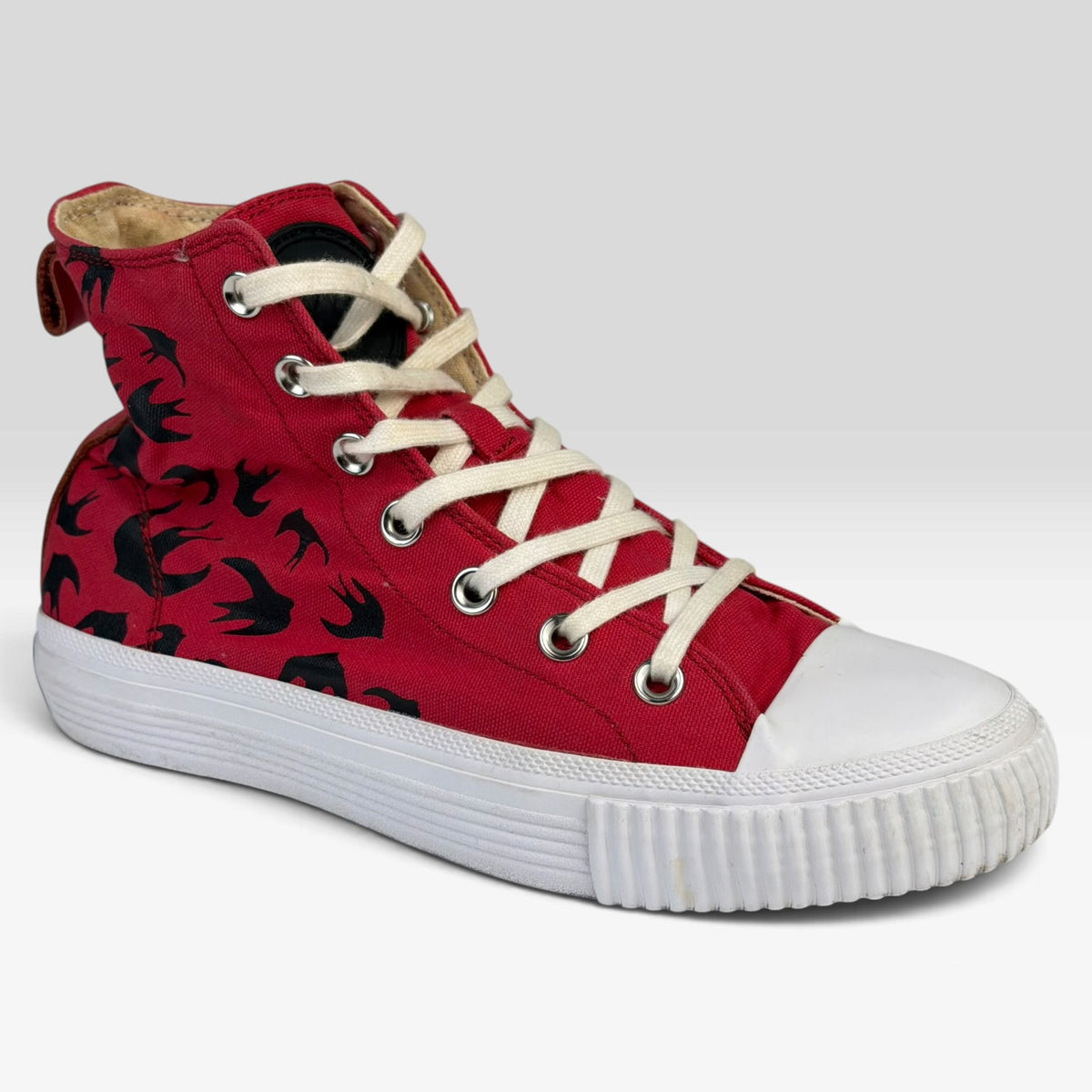 McQ by Alexander McQueen Swallow Vulc High Red