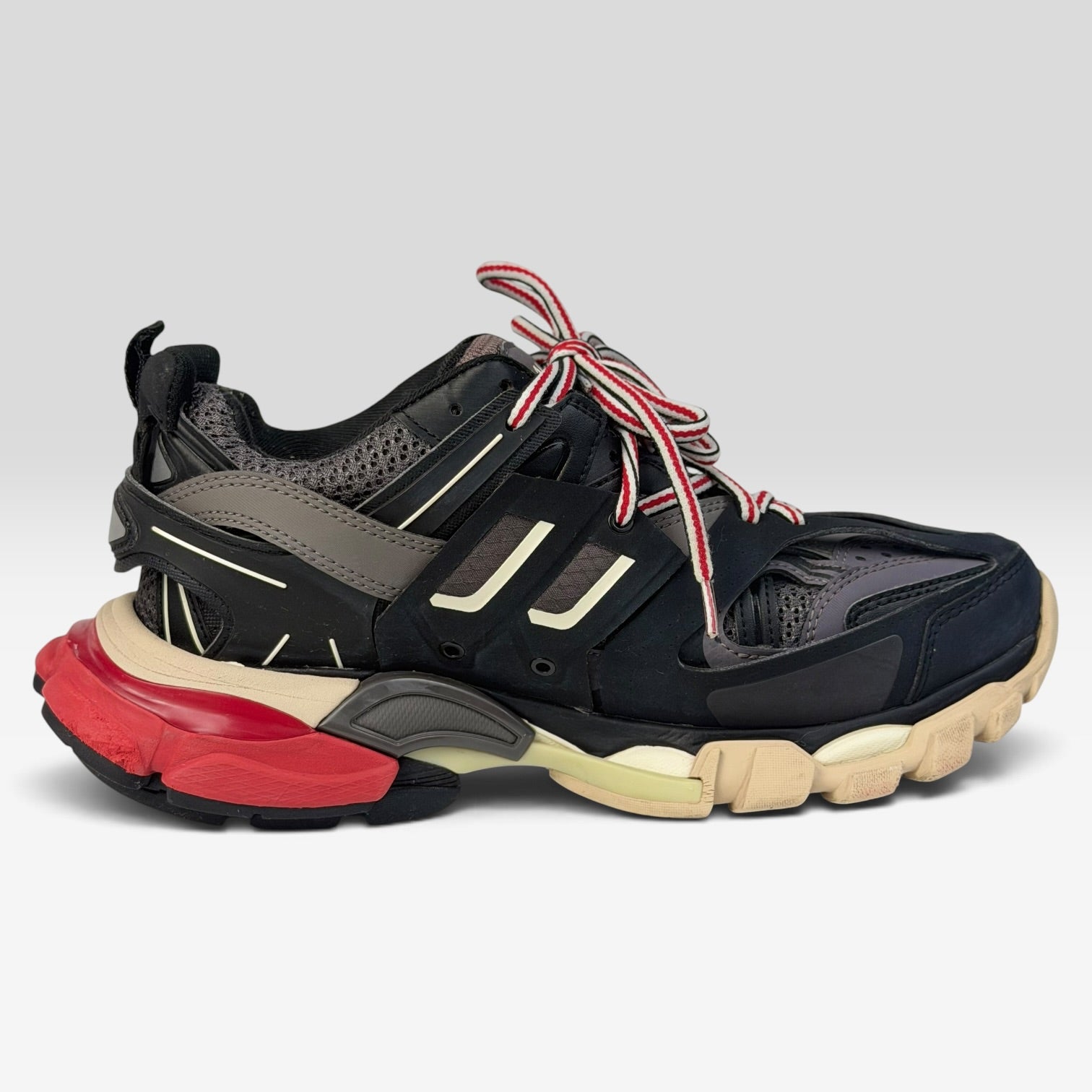 Balenciaga Track Bred Black/Red Sneakers