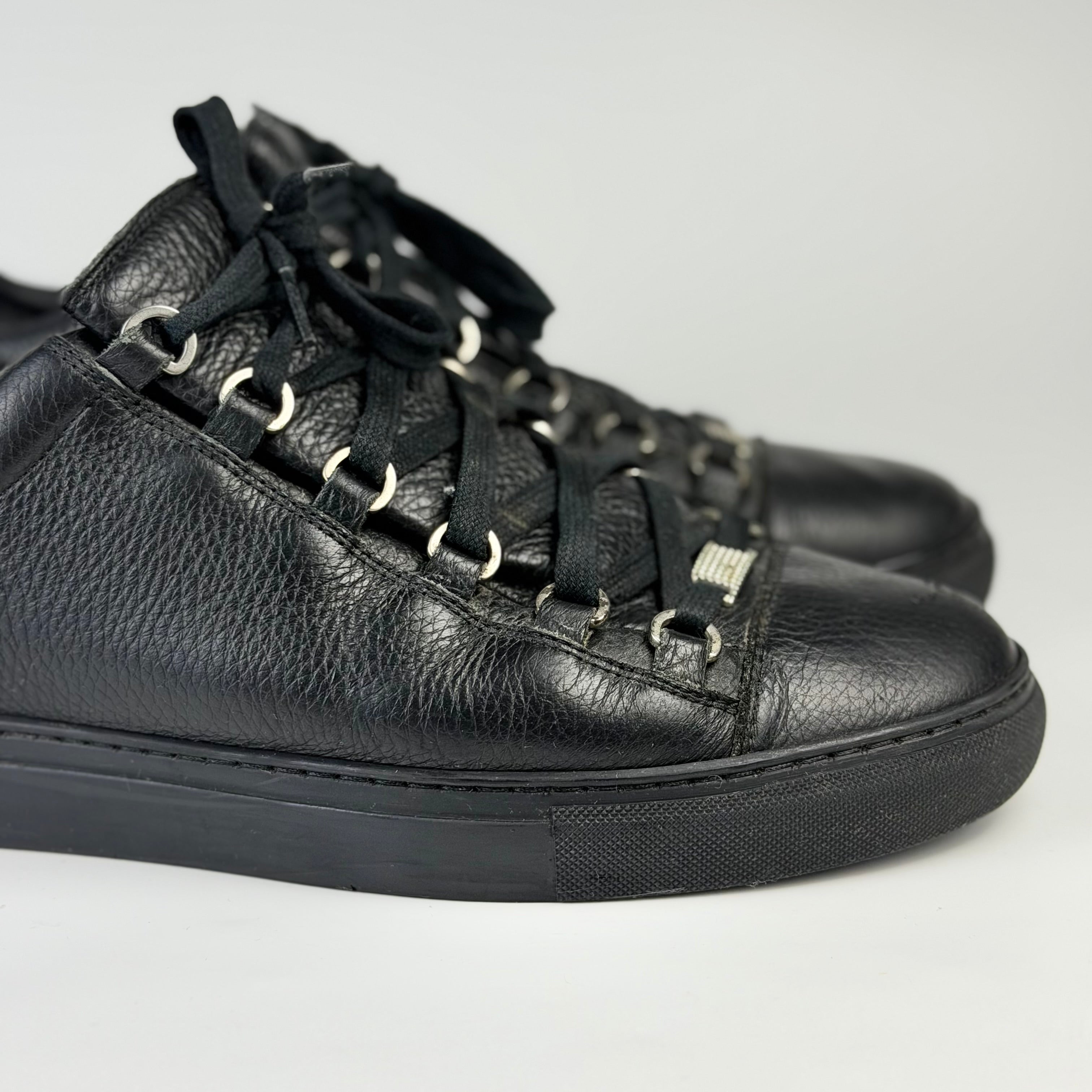 Balenciaga Arena Black