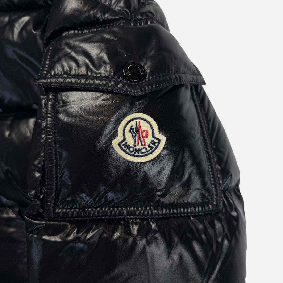 Moncler Lean M Down Jacket Olive Green (Copy 2) – cumpără online de la V STEALS cu livrare rapidă în România