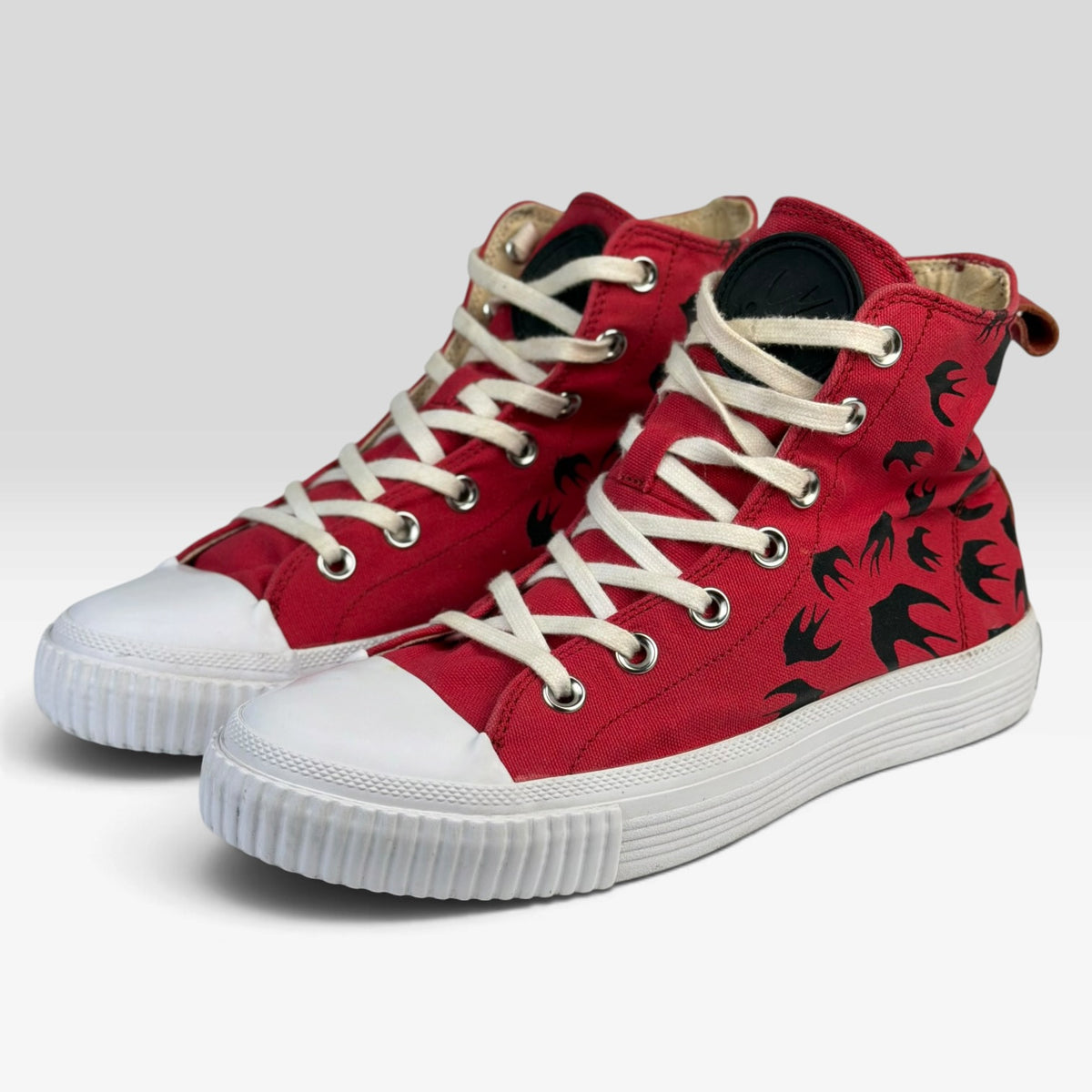 McQ by Alexander McQueen Swallow Vulc High Red