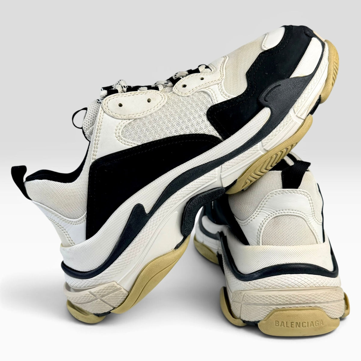 Balenciaga Triple S White/Black