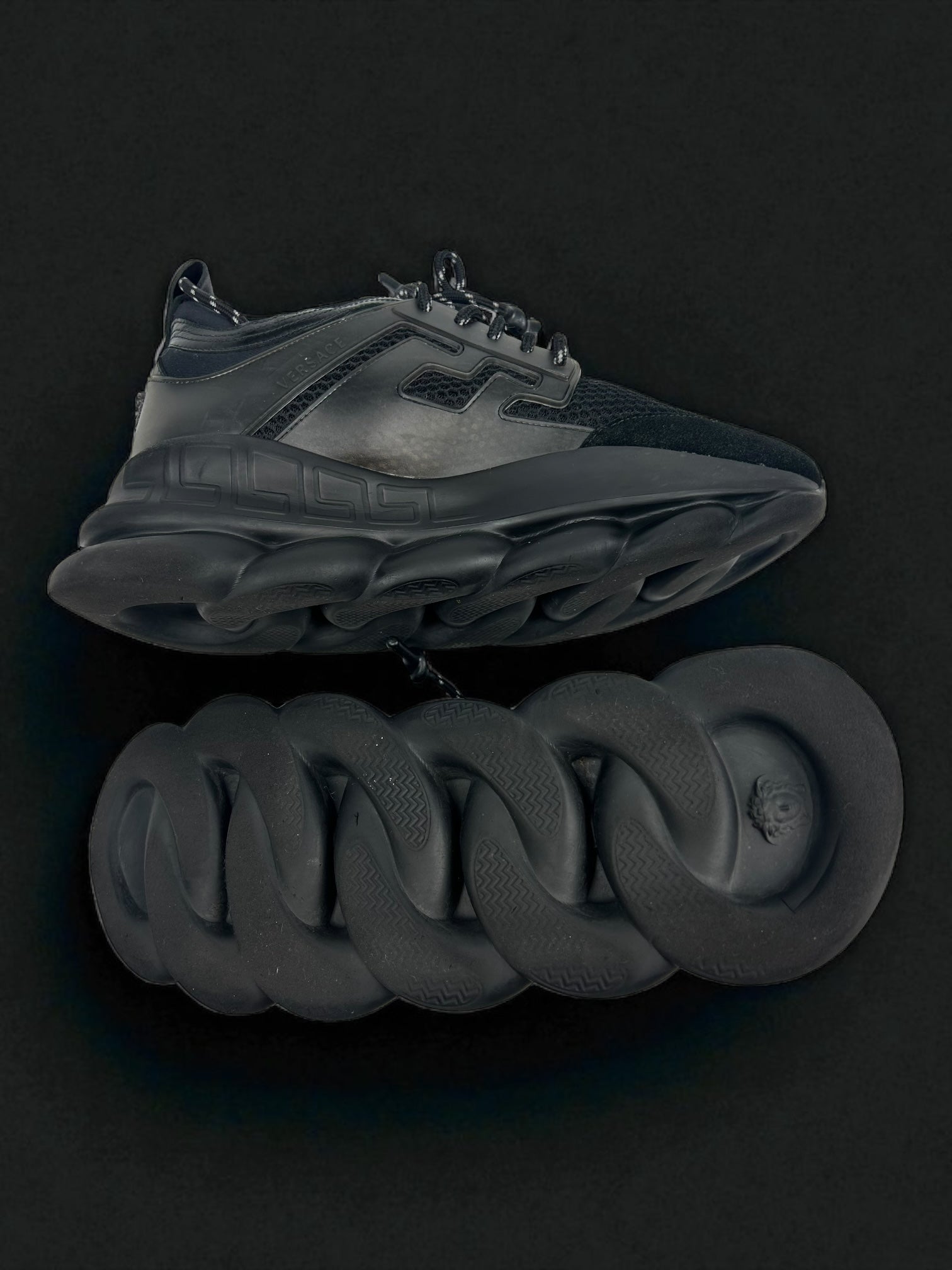 Versace Chain Reaction Black