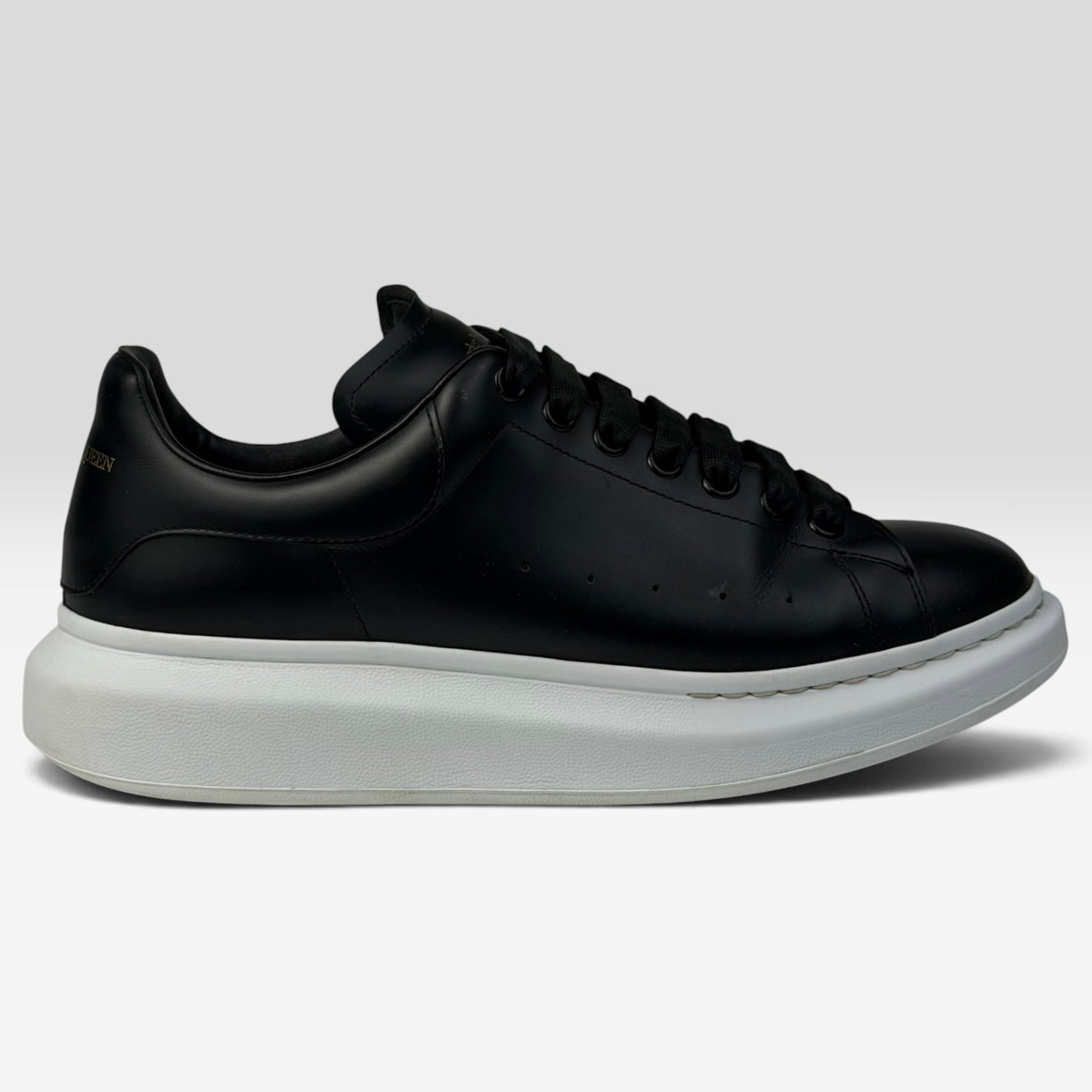 Alexander McQueen Oversized Sneakers Black/Black