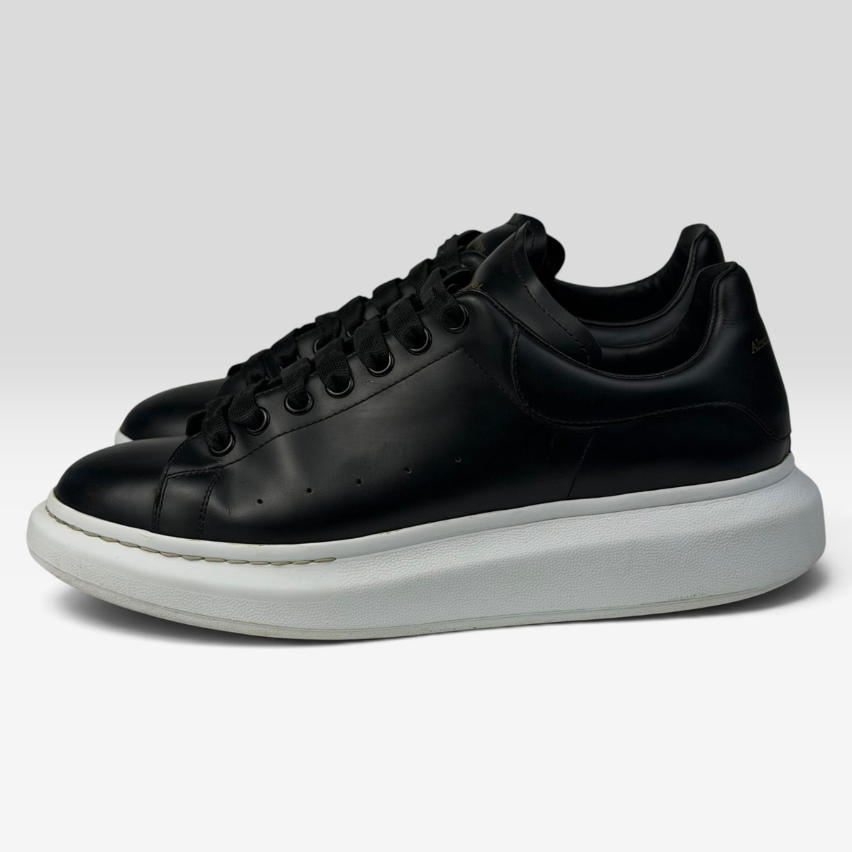 Alexander McQueen Oversized Sneakers Black/Black