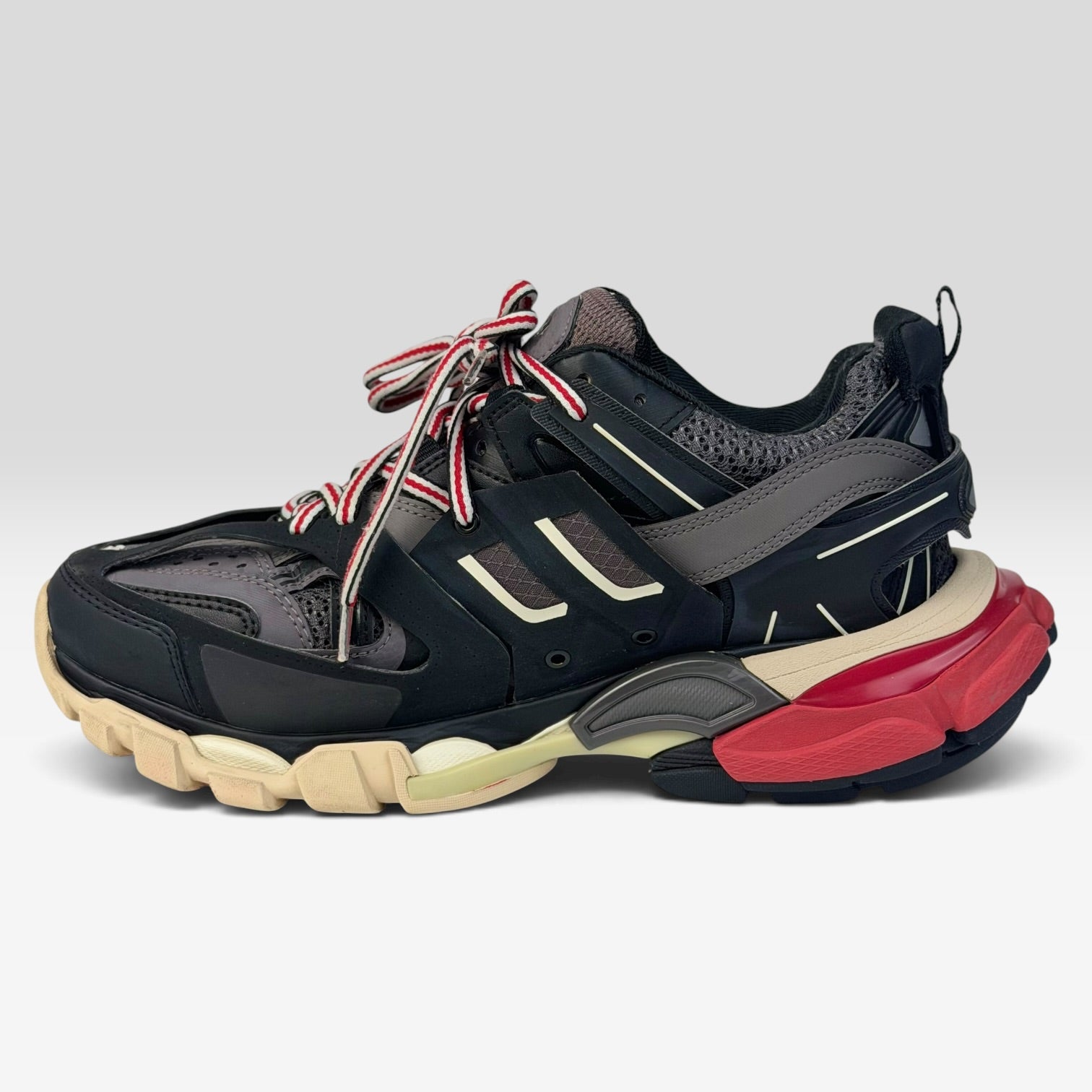Balenciaga Track Bred Black/Red Sneakers