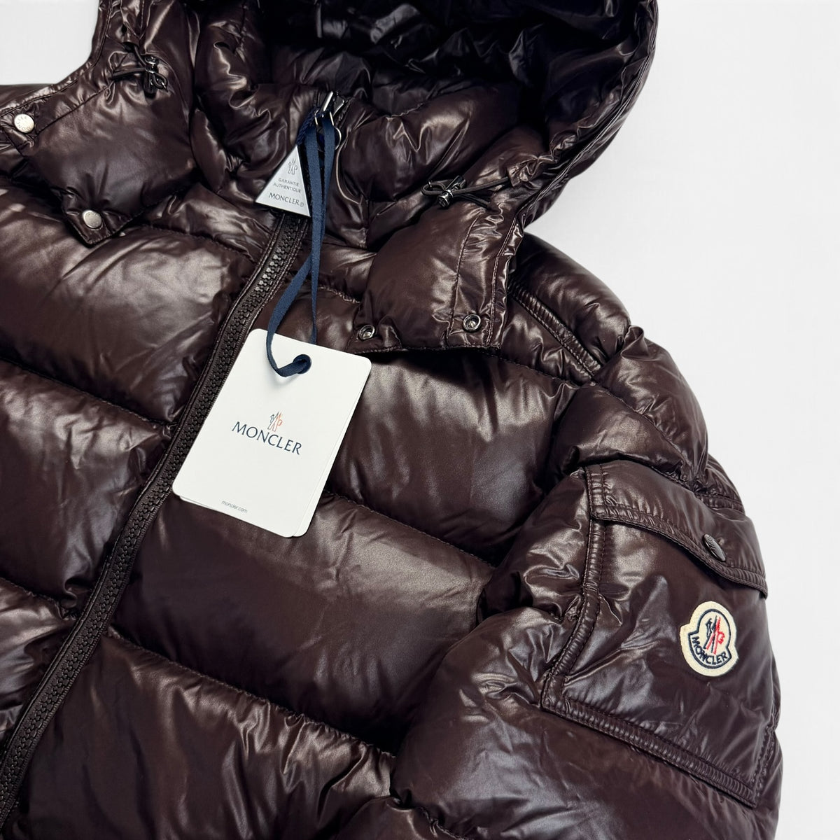 Moncler Maya Down Jacket Dark Brown – cumpără online de la V STEALS cu livrare rapidă în România