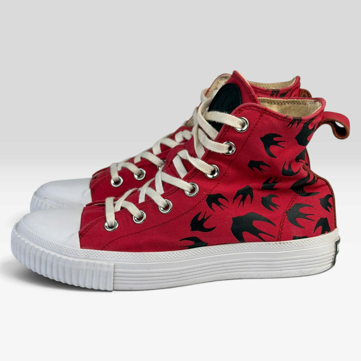 McQ by Alexander McQueen Swallow Vulc High Red