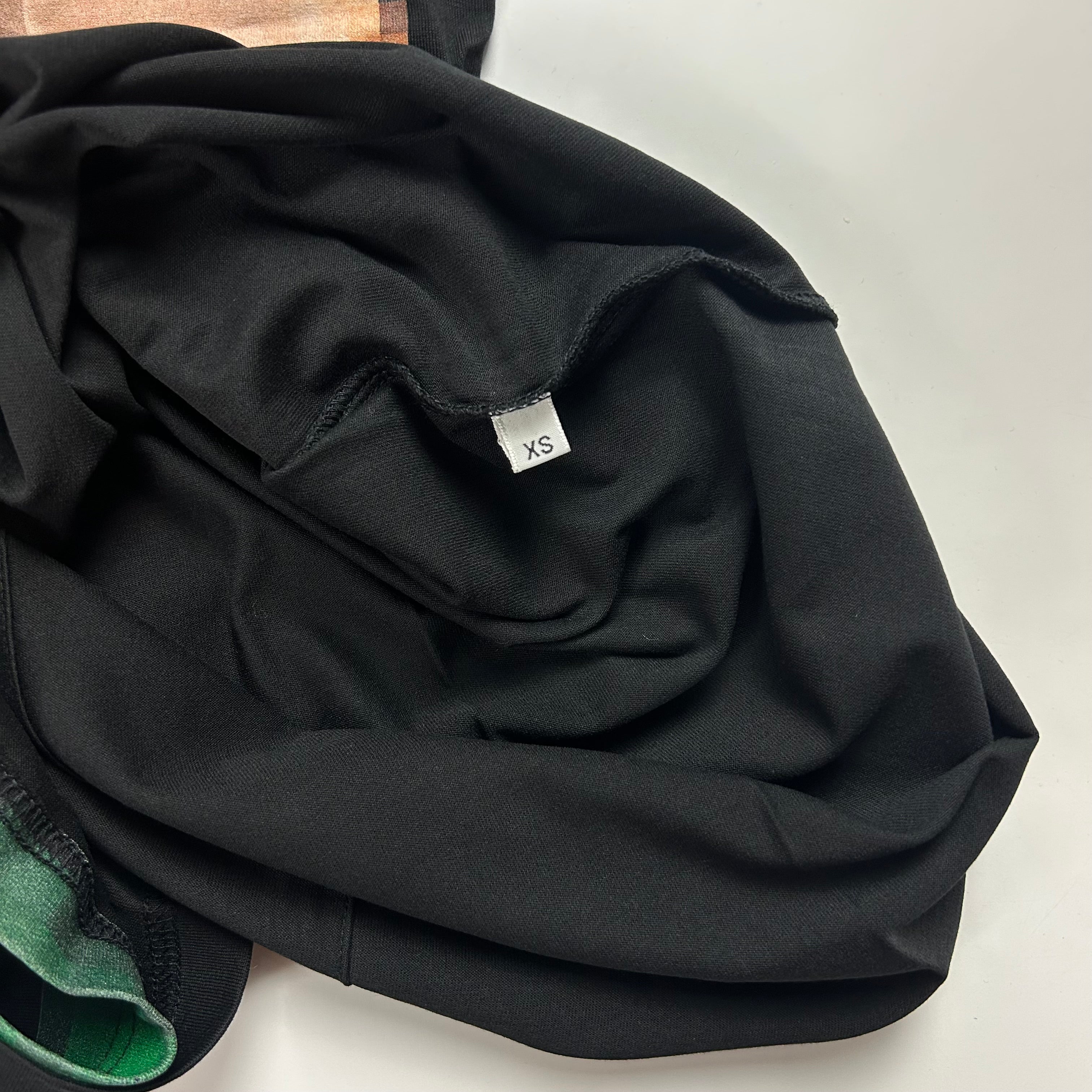 Givenchy – detaliu logo | VSTEALS