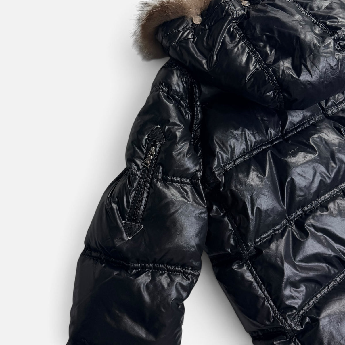 Burberry Black Label Fur Black Puffer Jacket 2000s – Men Clothing BURBERRY în mărimile L la V STEALS – mărimi L