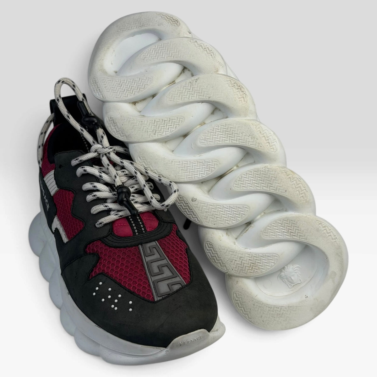 Versace Chain Reaction V2 Black/Fuchsia