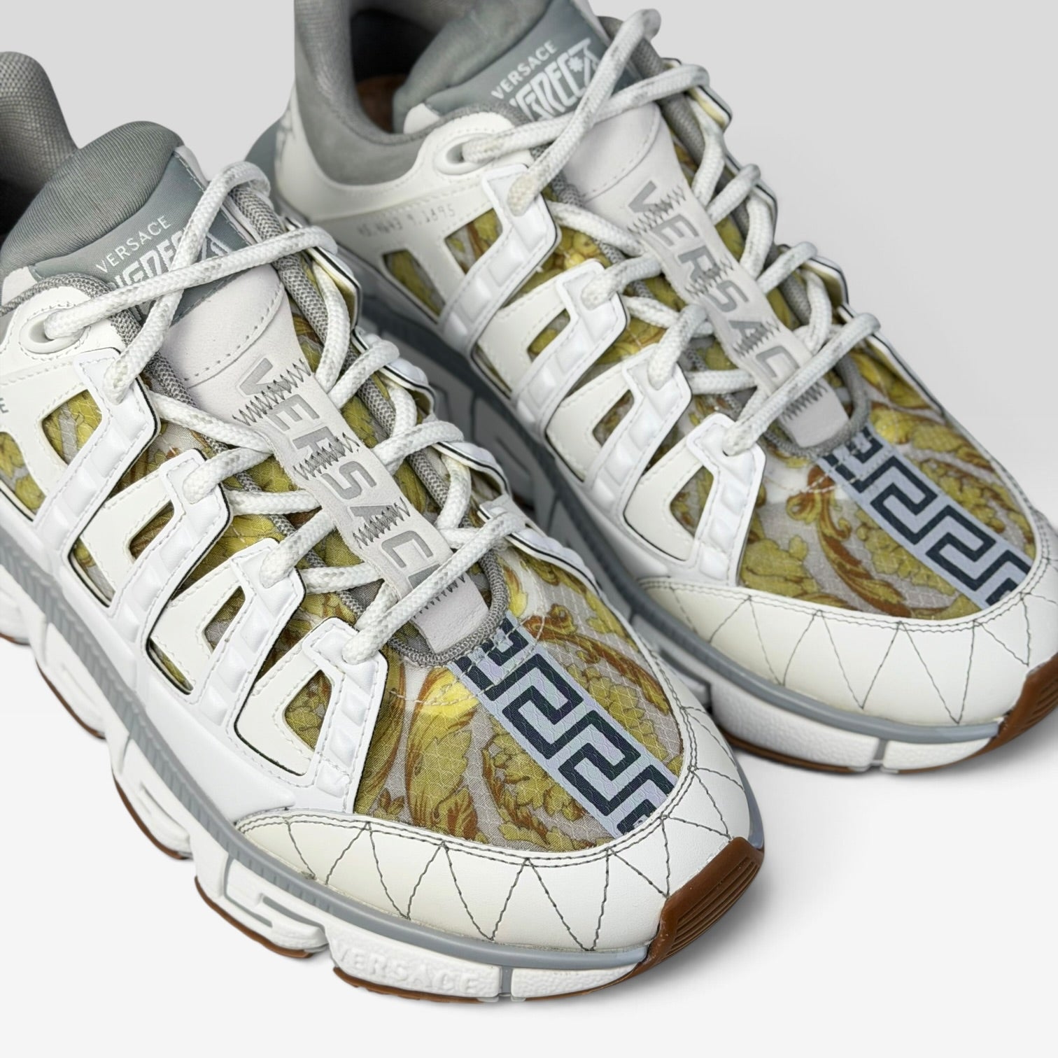 Versace Trigreca White/Grey Barocco