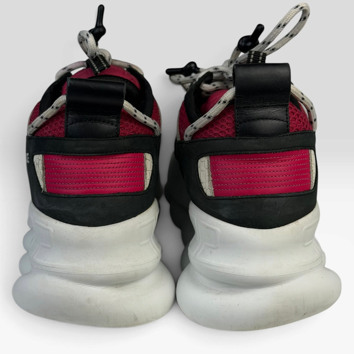 Versace Chain Reaction V2 Black/Fuchsia