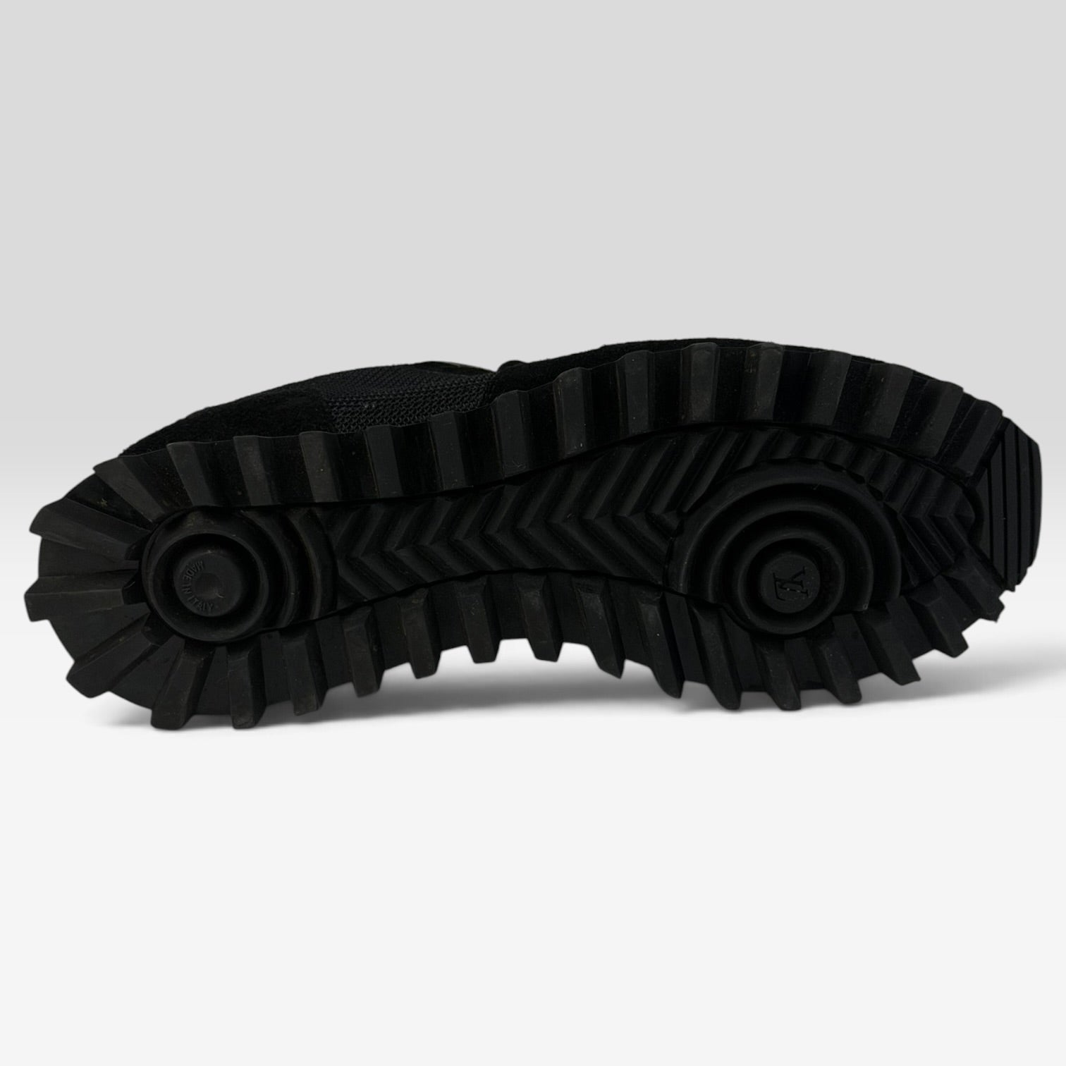 Louis Vuitton Runner Black Mesh & Suede | Sneakers Louis Vuitton