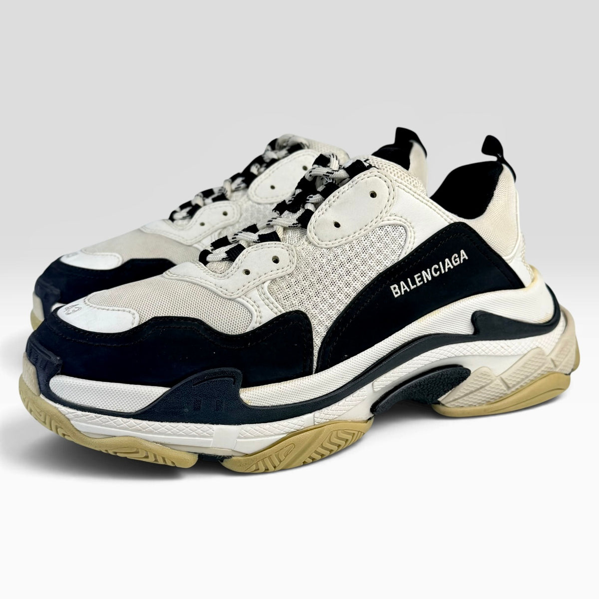 Balenciaga Triple S White/Black