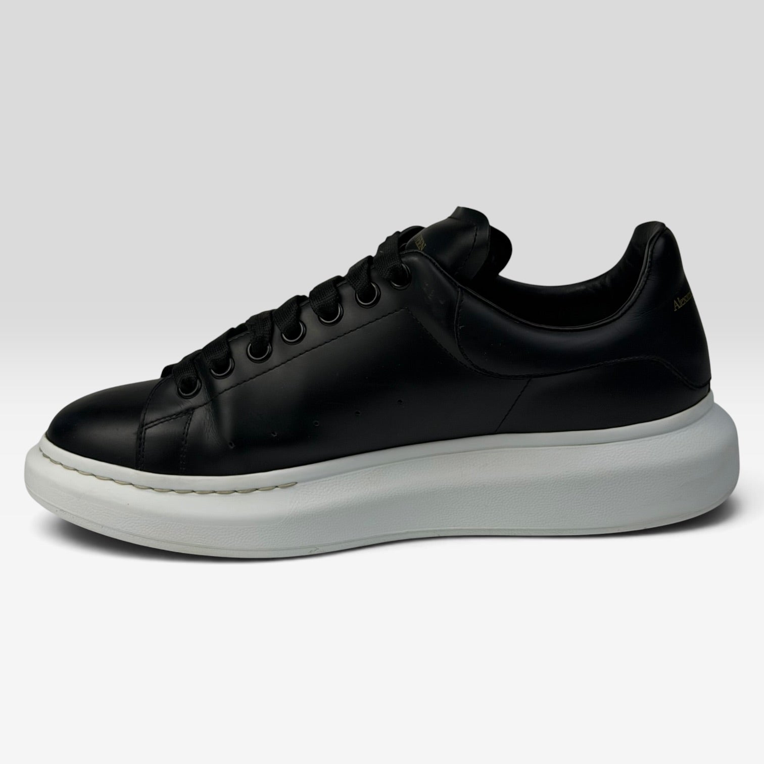 Alexander McQueen Oversized Sneakers Black/Black