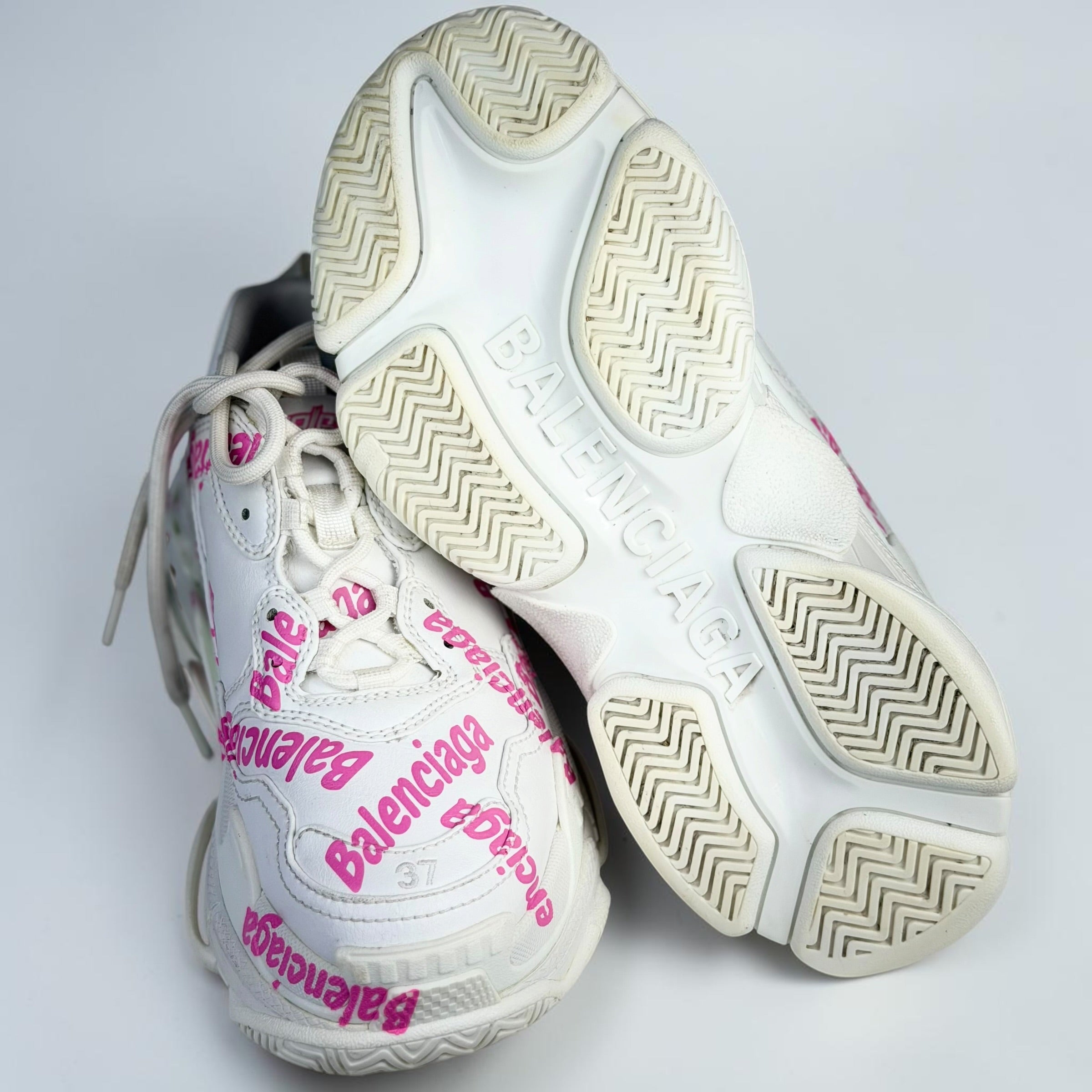 Balenciaga logo – detaliu talpă | VSTEALS