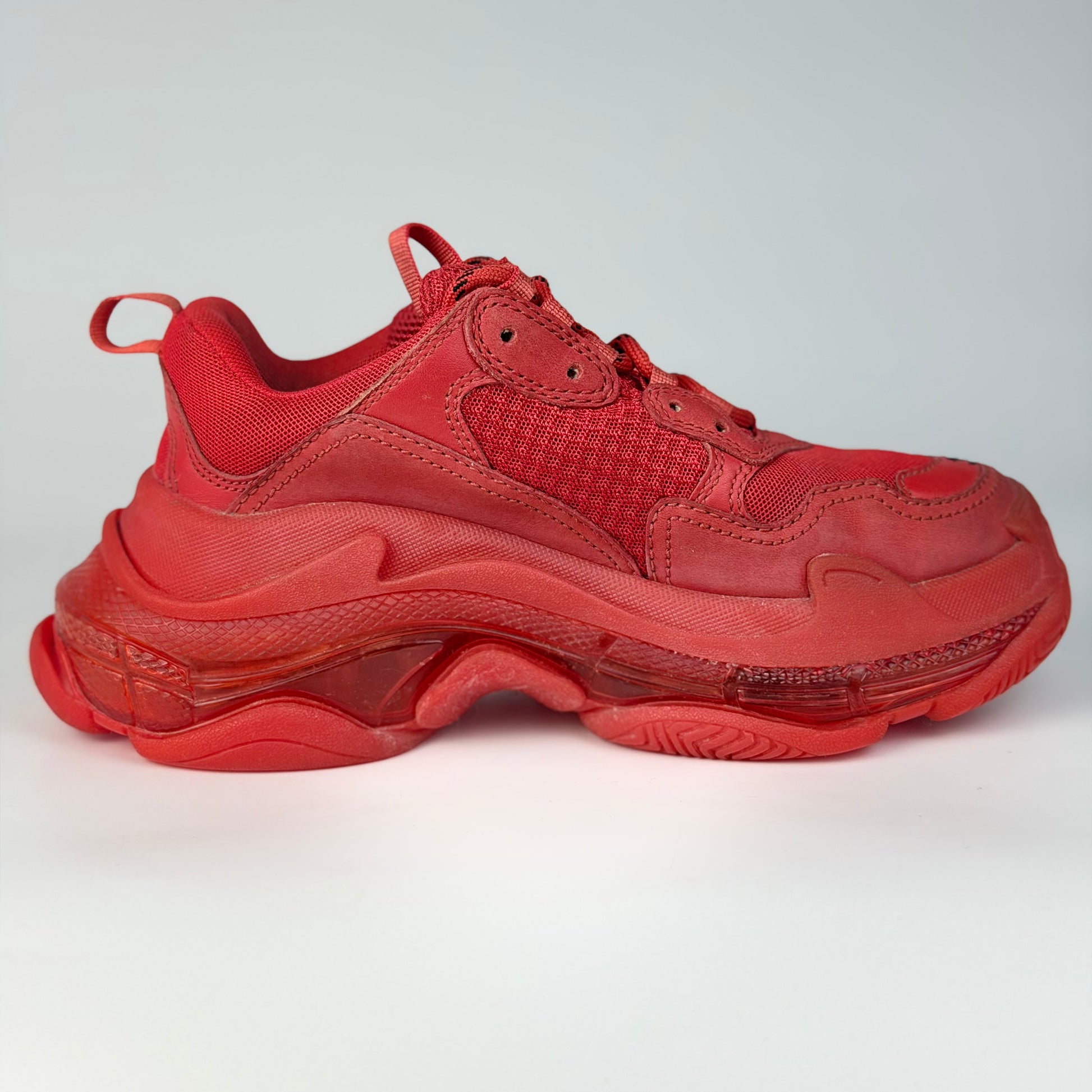Balenciaga – detaliu logo | VSTEALS