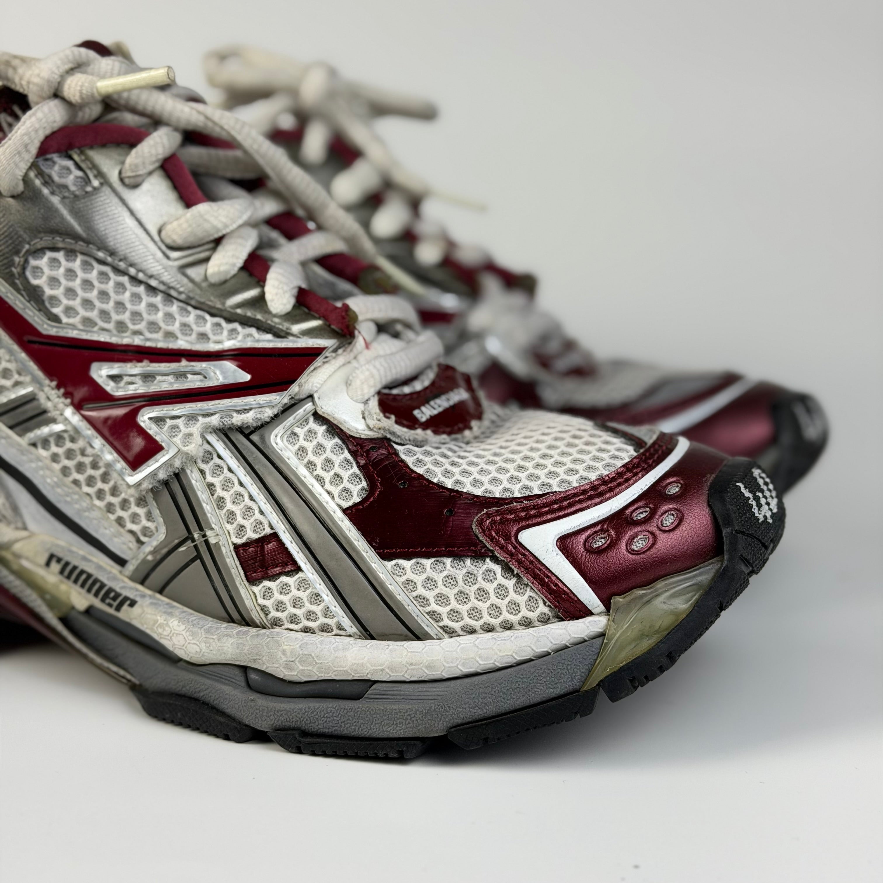 Balenciaga sneakers – vedere lateral | VSTEALS