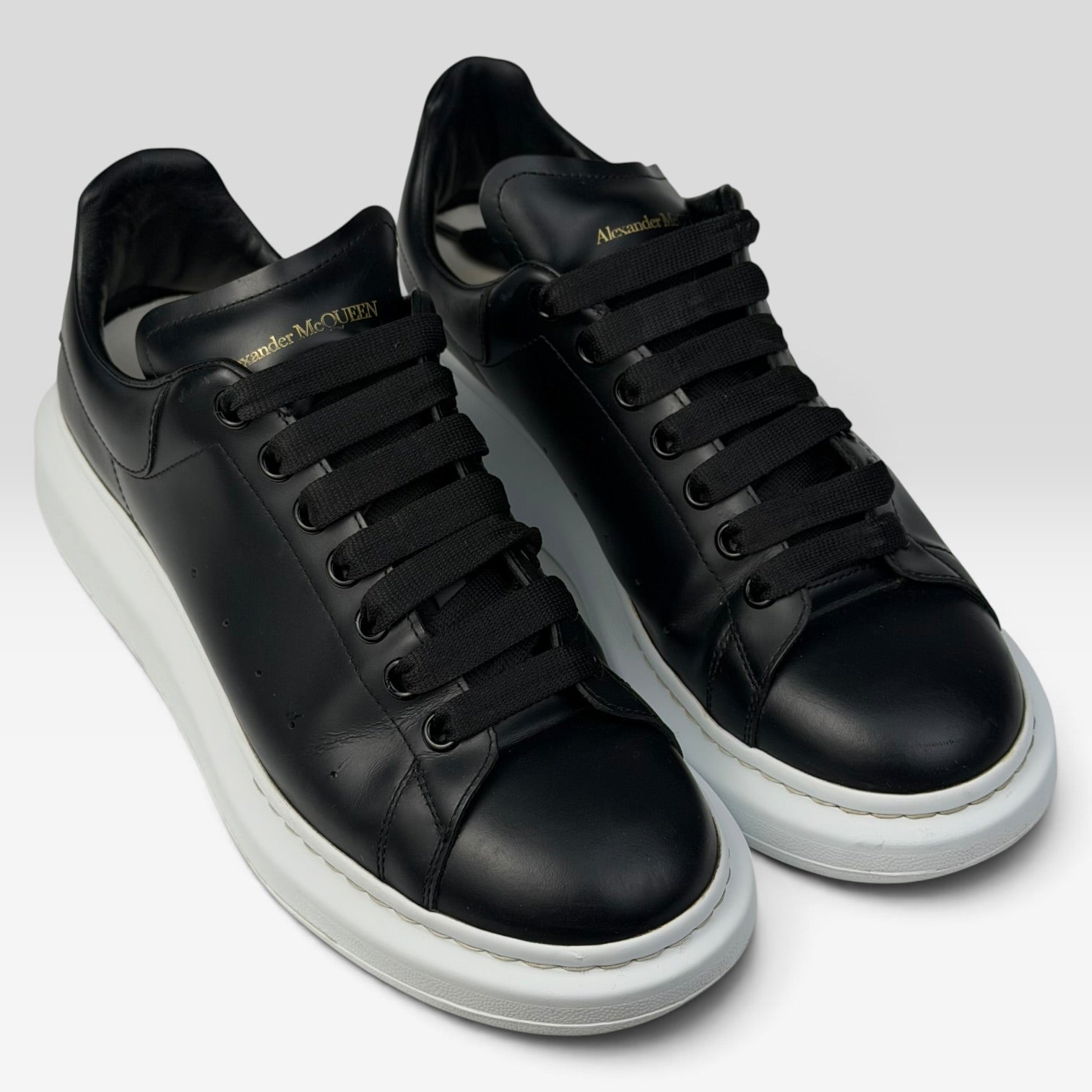 Alexander McQueen Oversized Sneakers Black/Black