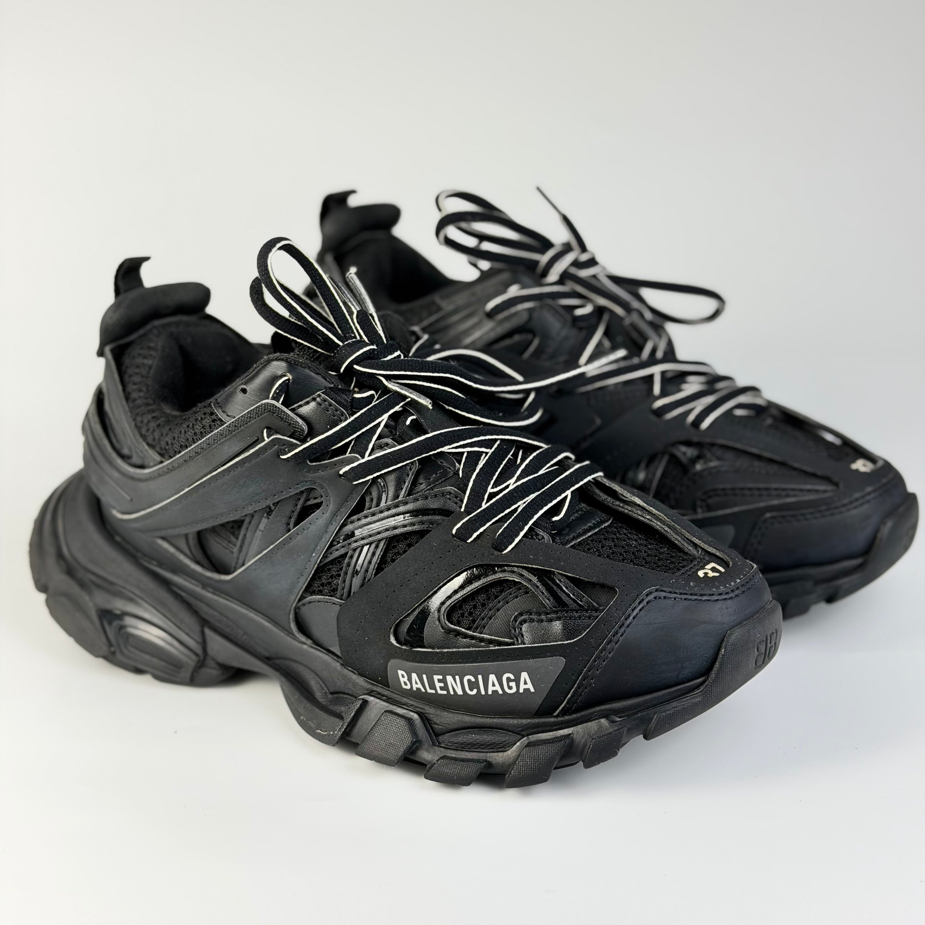 Balenciaga Track Black