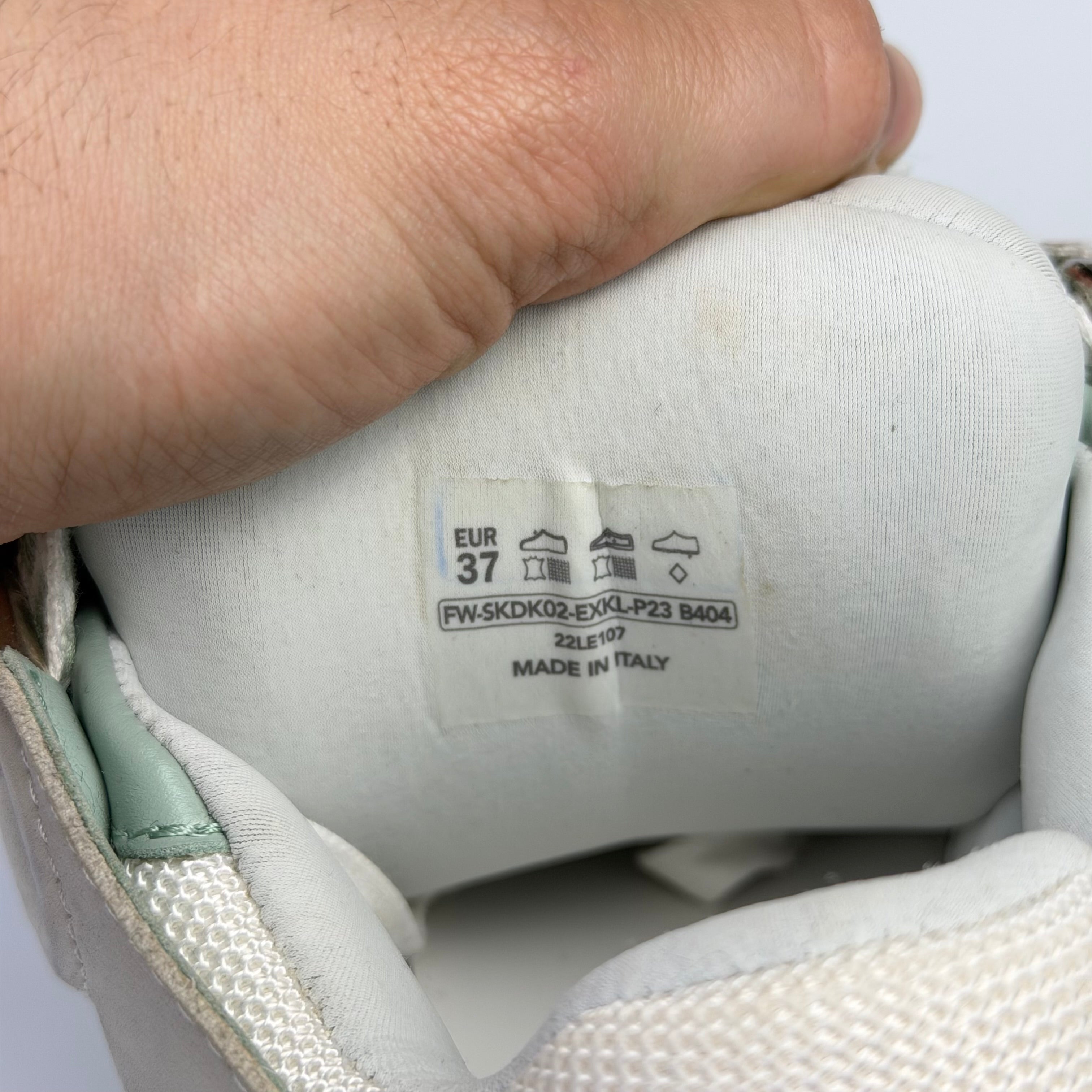 Lanvin Curb Turqoise Sneakers