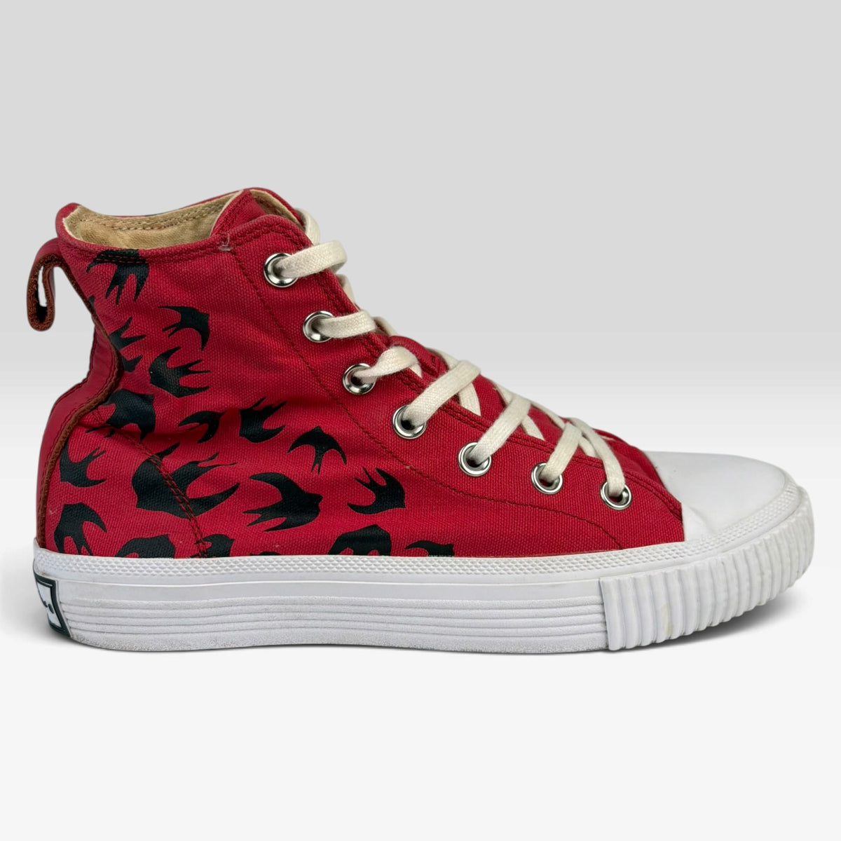 McQ by Alexander McQueen Swallow Vulc High Red