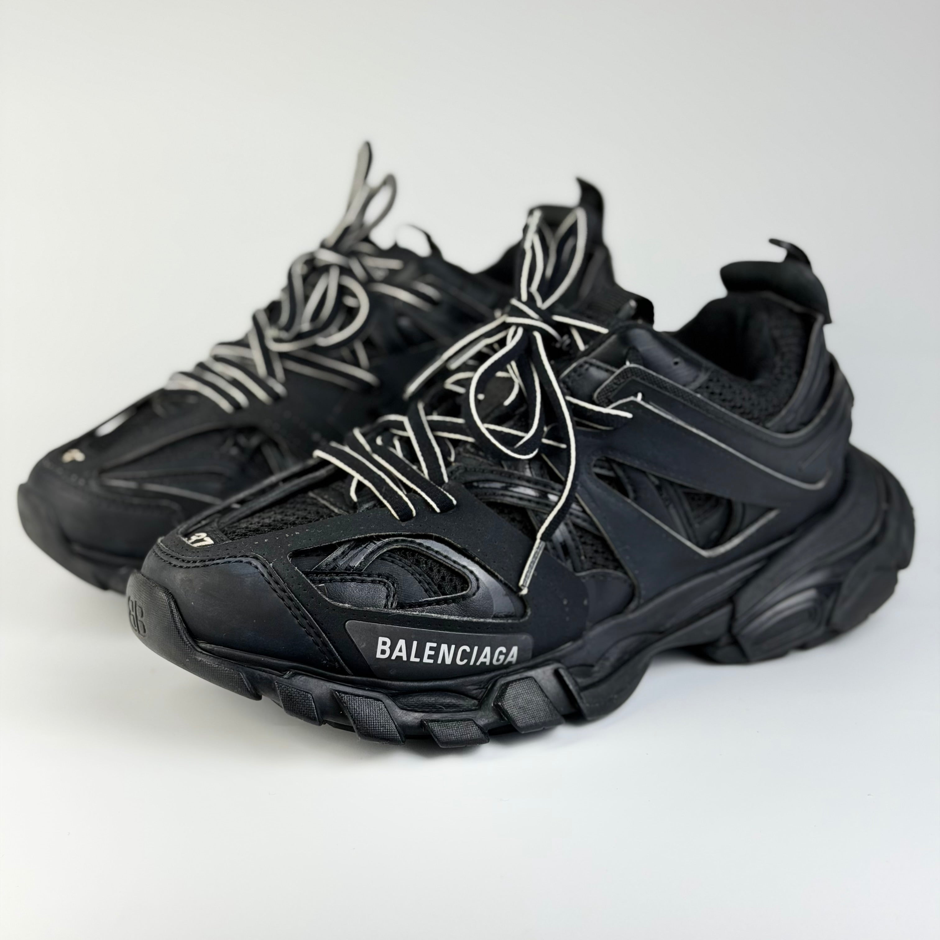Balenciaga Track Black