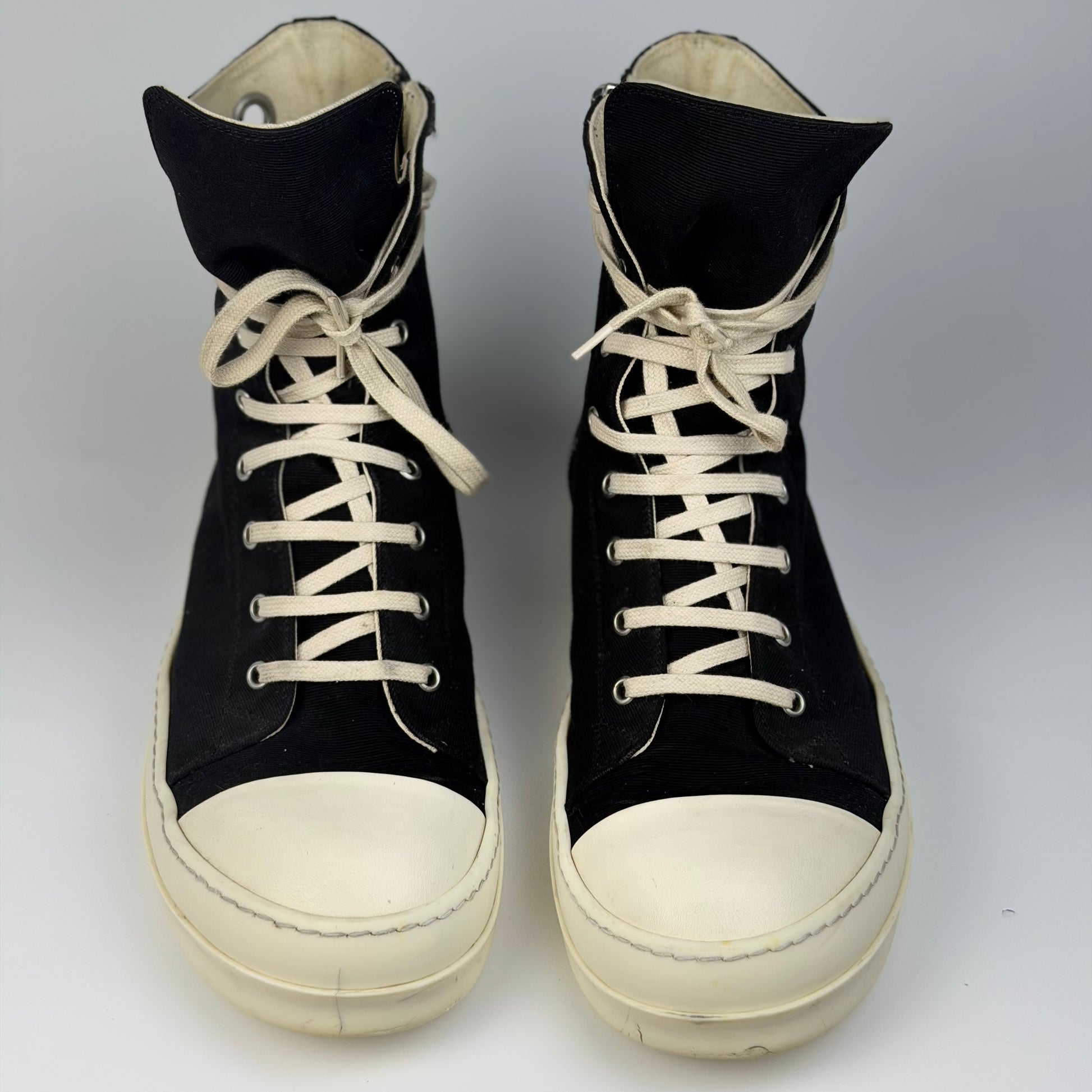 Rick Owens men sneakers – detaliu logo | VSTEALS