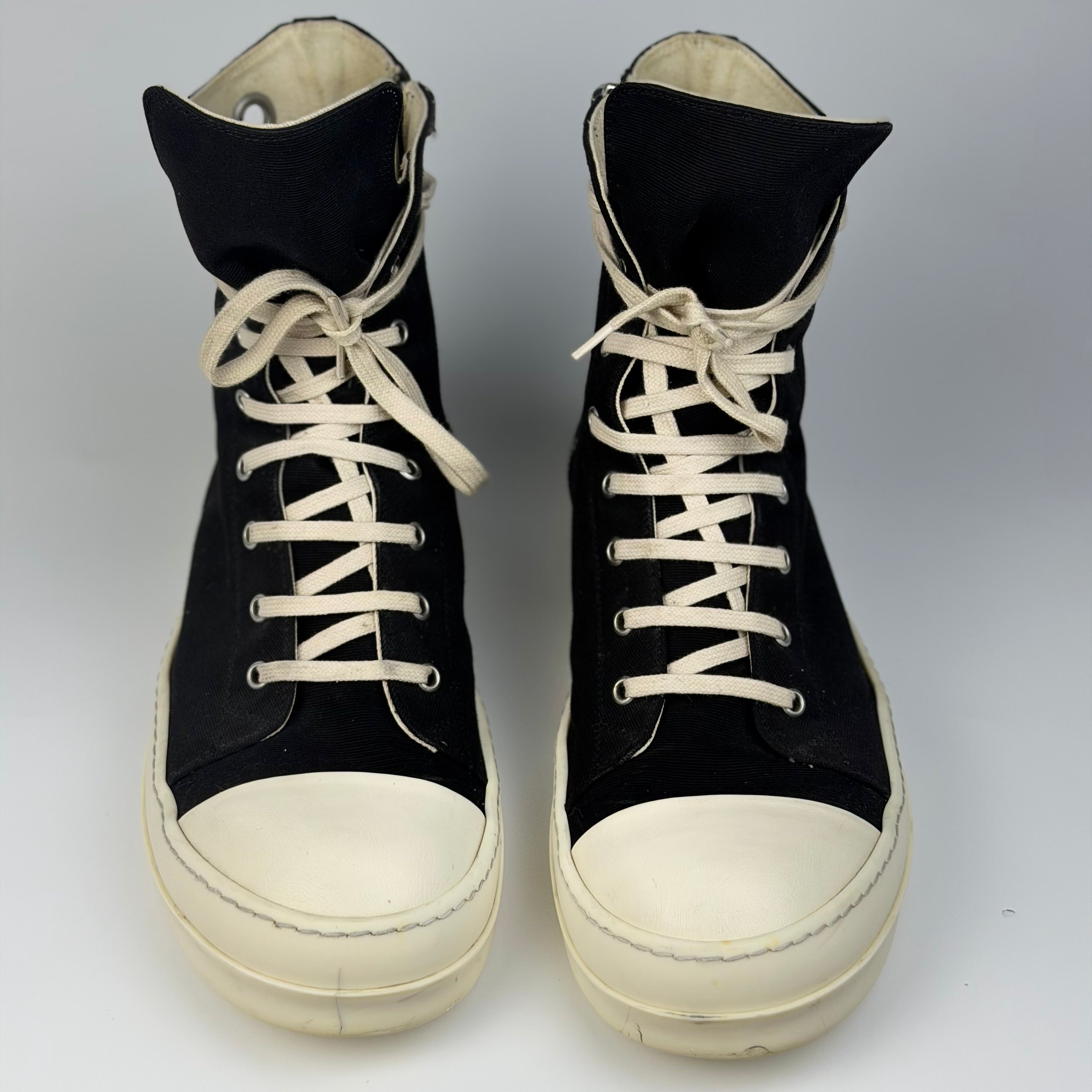 Rick Owens men sneakers – detaliu logo | VSTEALS
