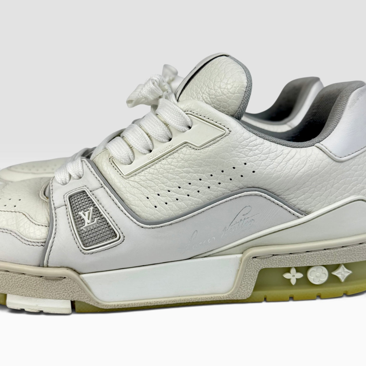 Louis Vuitton LV Trainer White/Grey Signature