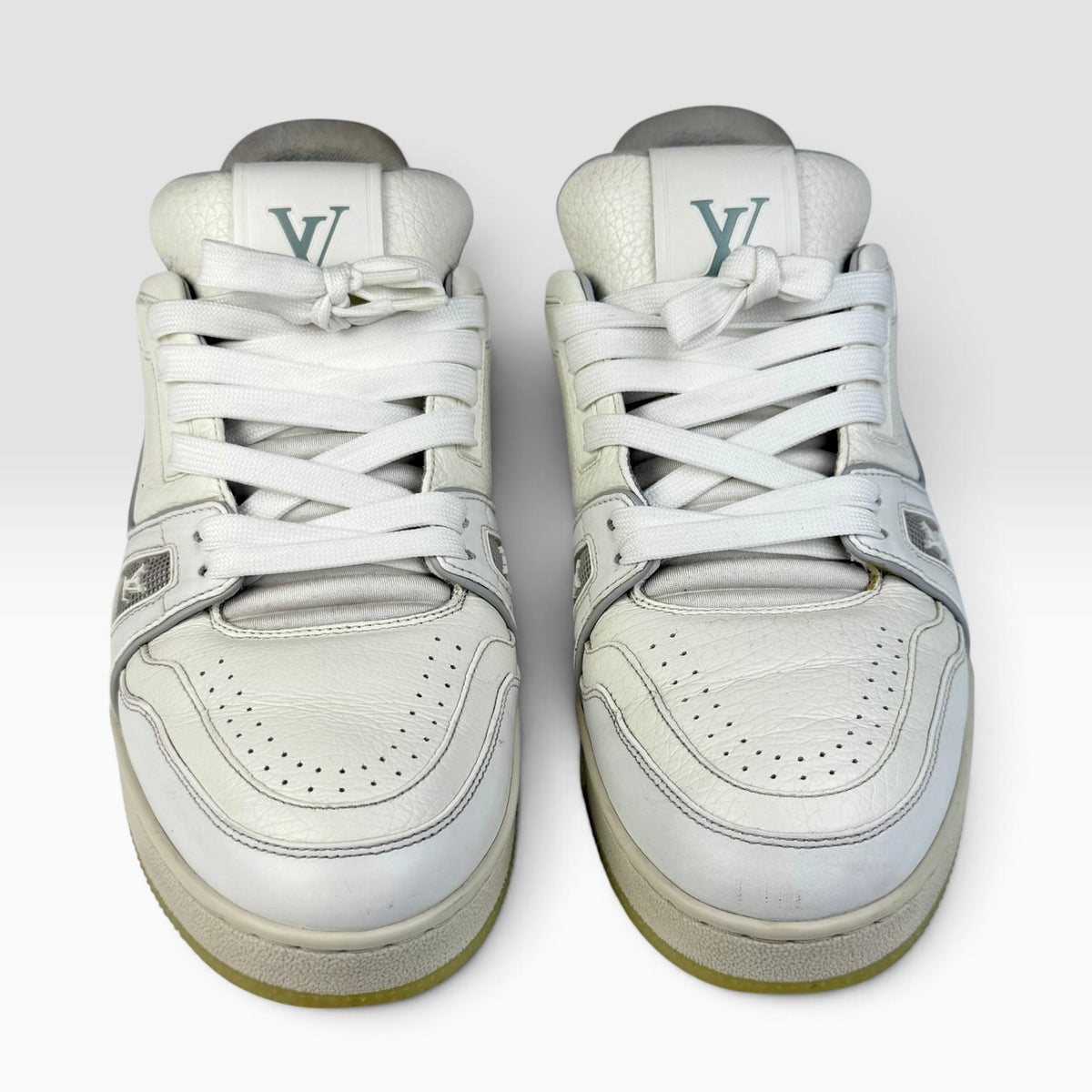 Louis Vuitton LV Trainer White/Grey Signature