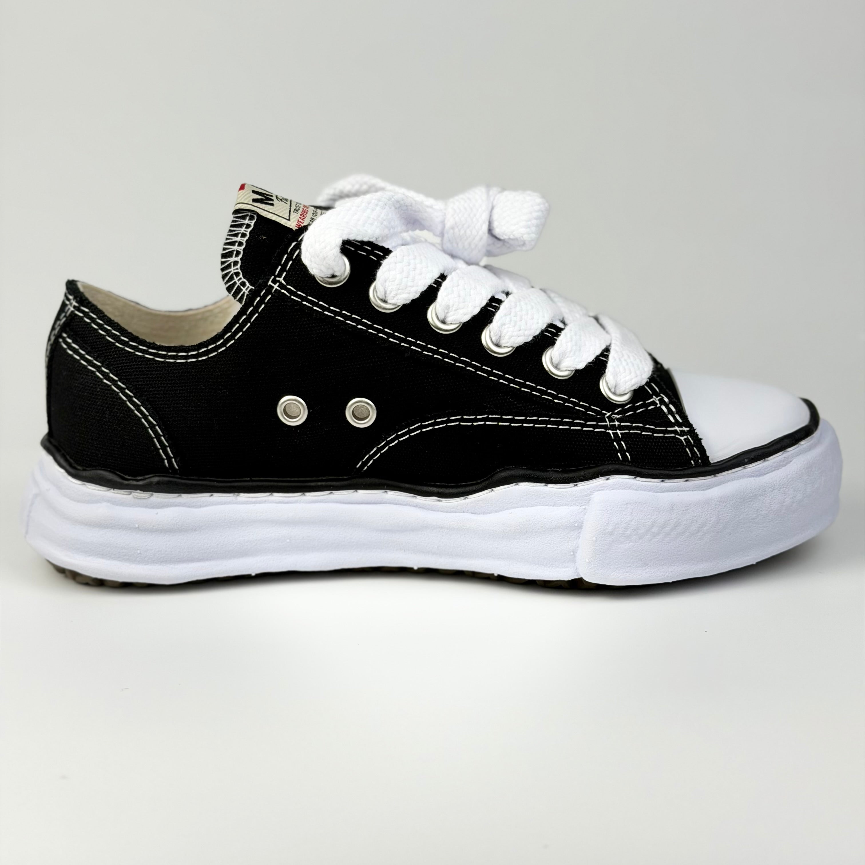 Maison Mihara Yasuhiro Peterson Sneaker