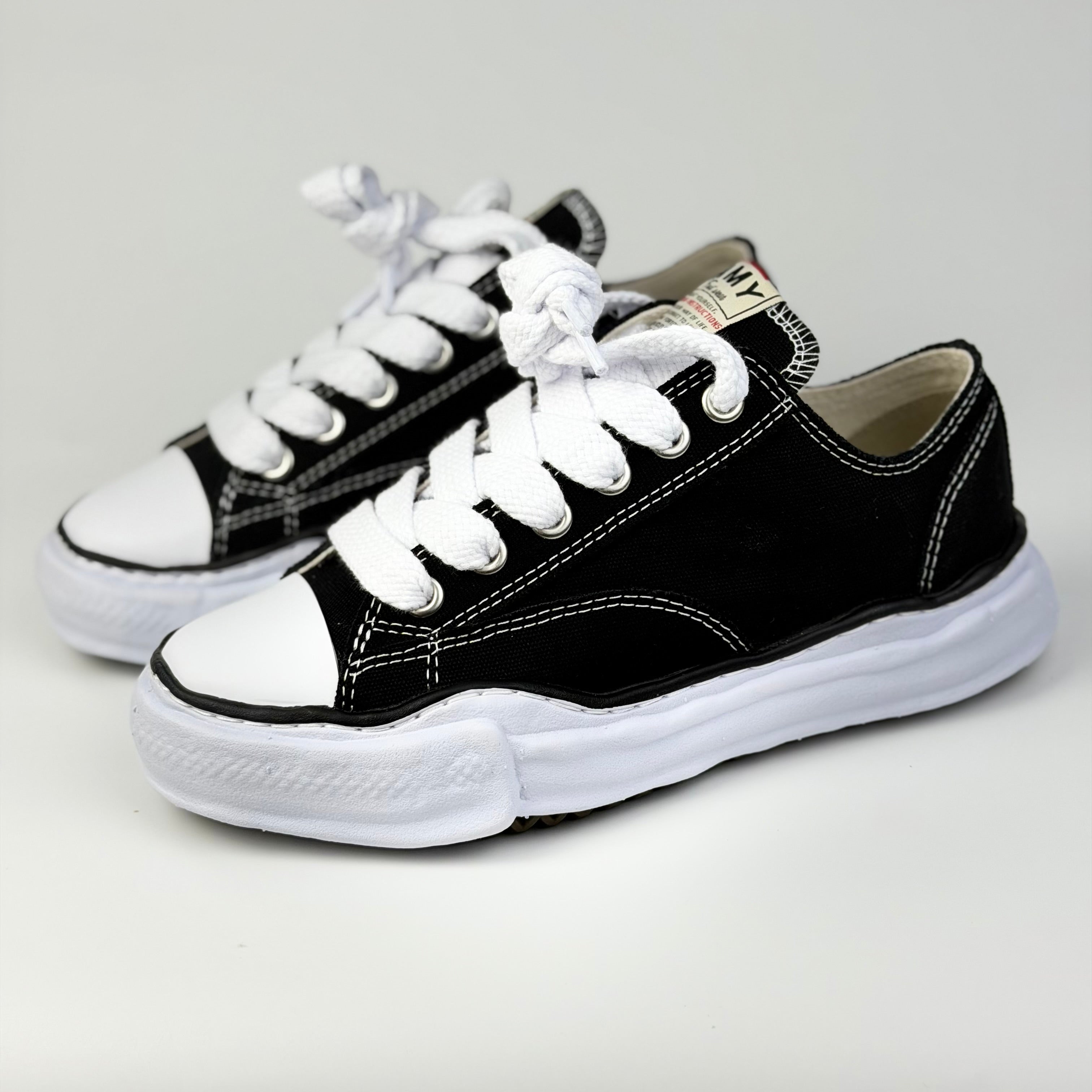 Maison Mihara Yasuhiro Peterson Sneaker