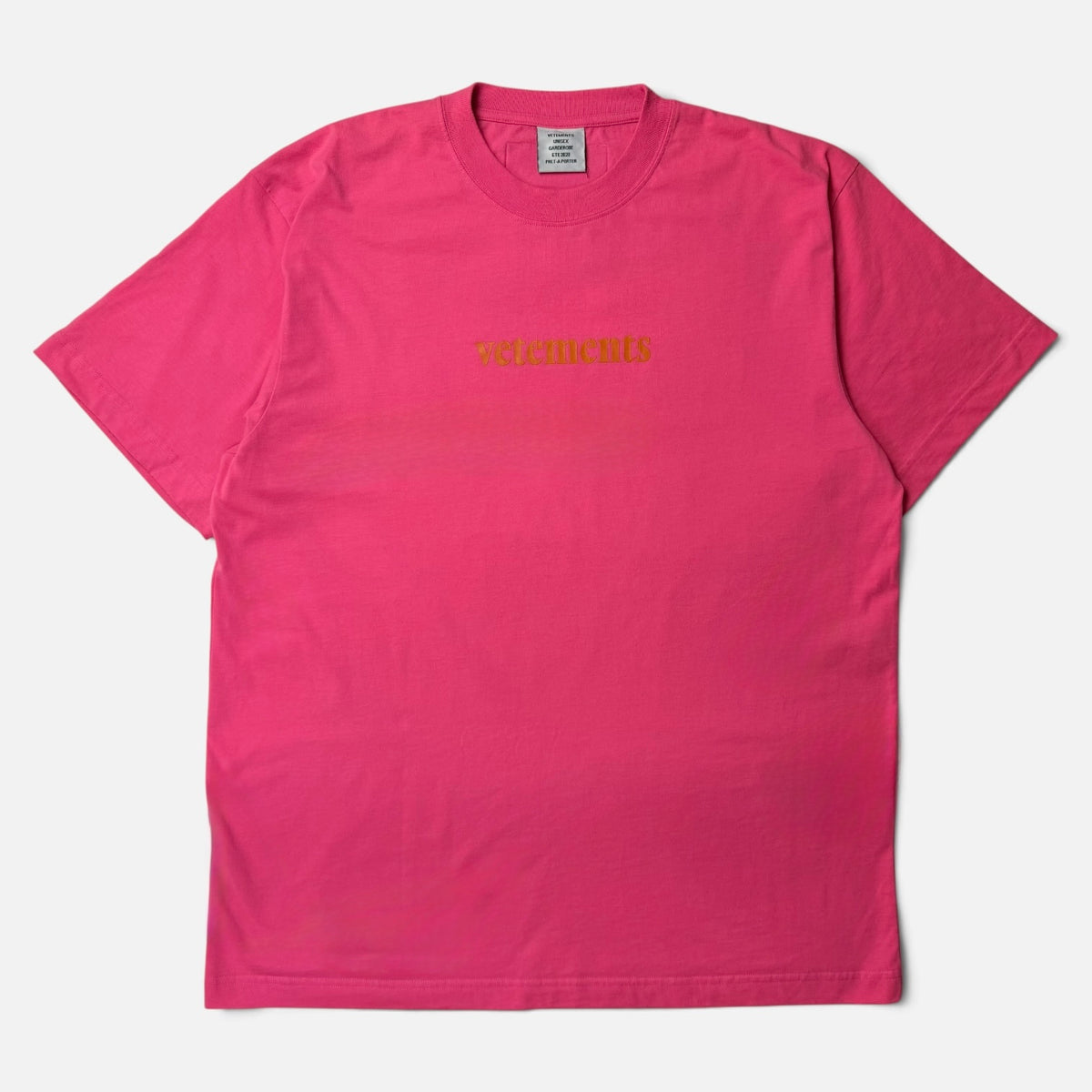 Vetements SS20 "Priority Mail Express" Logo T-Shirt Pink
