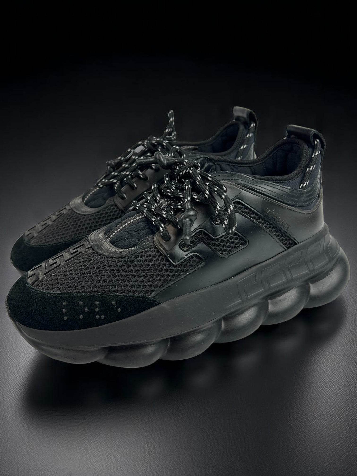 Versace Chain Reaction Black - V STEALS