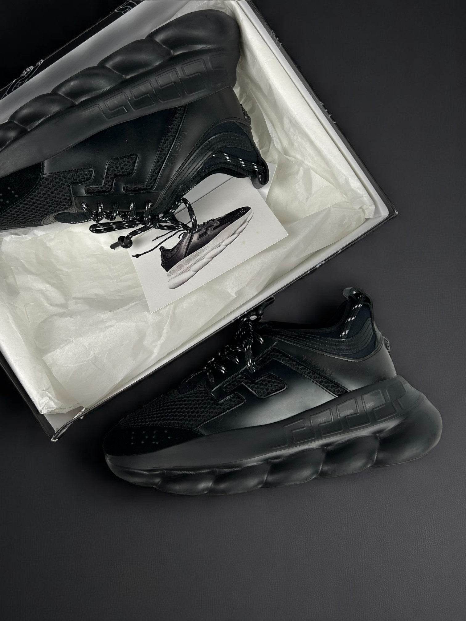 Versace Chain Reaction Black - V STEALS