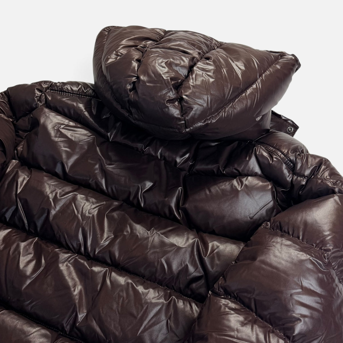 Moncler Maya Down Jacket Dark Brown – Puffer Jackets MONCLER în mărimile XL la V STEALS – mărimi XL