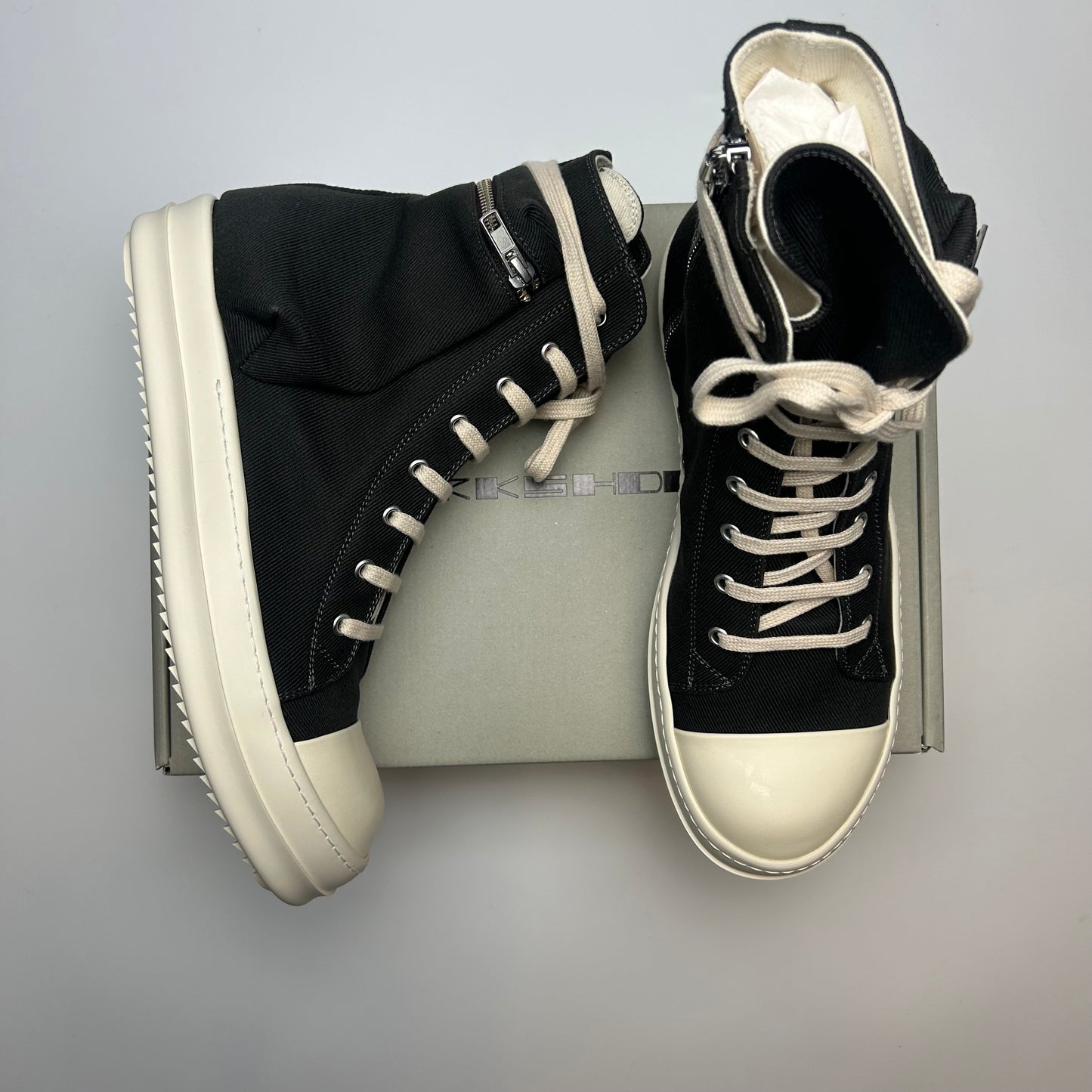 Ramones High Cargo Dark Dust