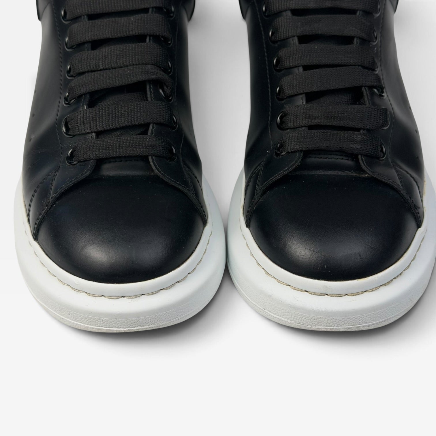 Alexander McQueen Oversized Sneakers Black/Black